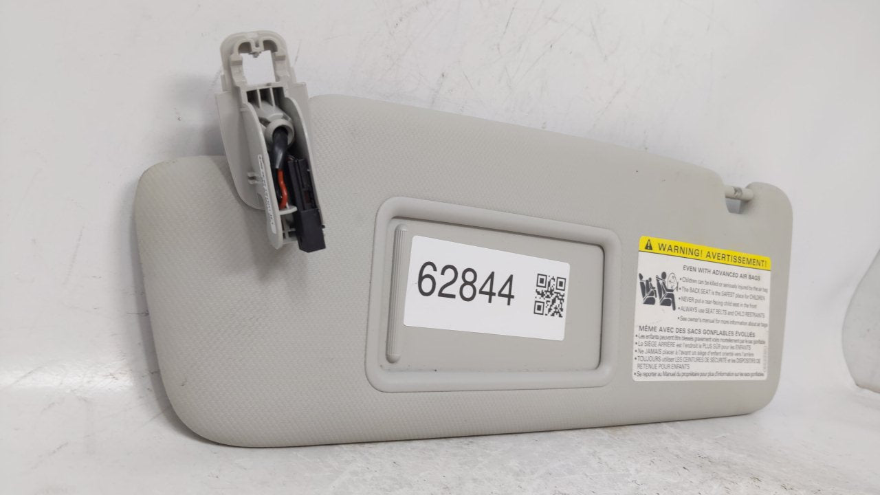 2009 Audi A4 Sun Visor Shade Replacement Driver Left Mirror Fits OEM Used Auto Parts - Oemusedautoparts1.com