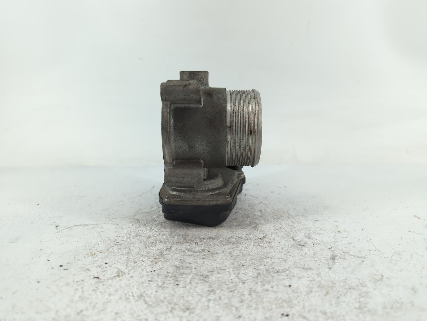 2005-2016 Audi A4 Throttle Body P/N:A2C53302056 06F 133 062 J Fits OEM Used Auto Parts - Oemusedautoparts1.com
