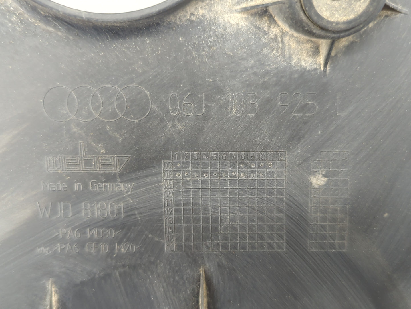 2009 Audi A4 Engine Cover 662043 - Oemusedautoparts1.com