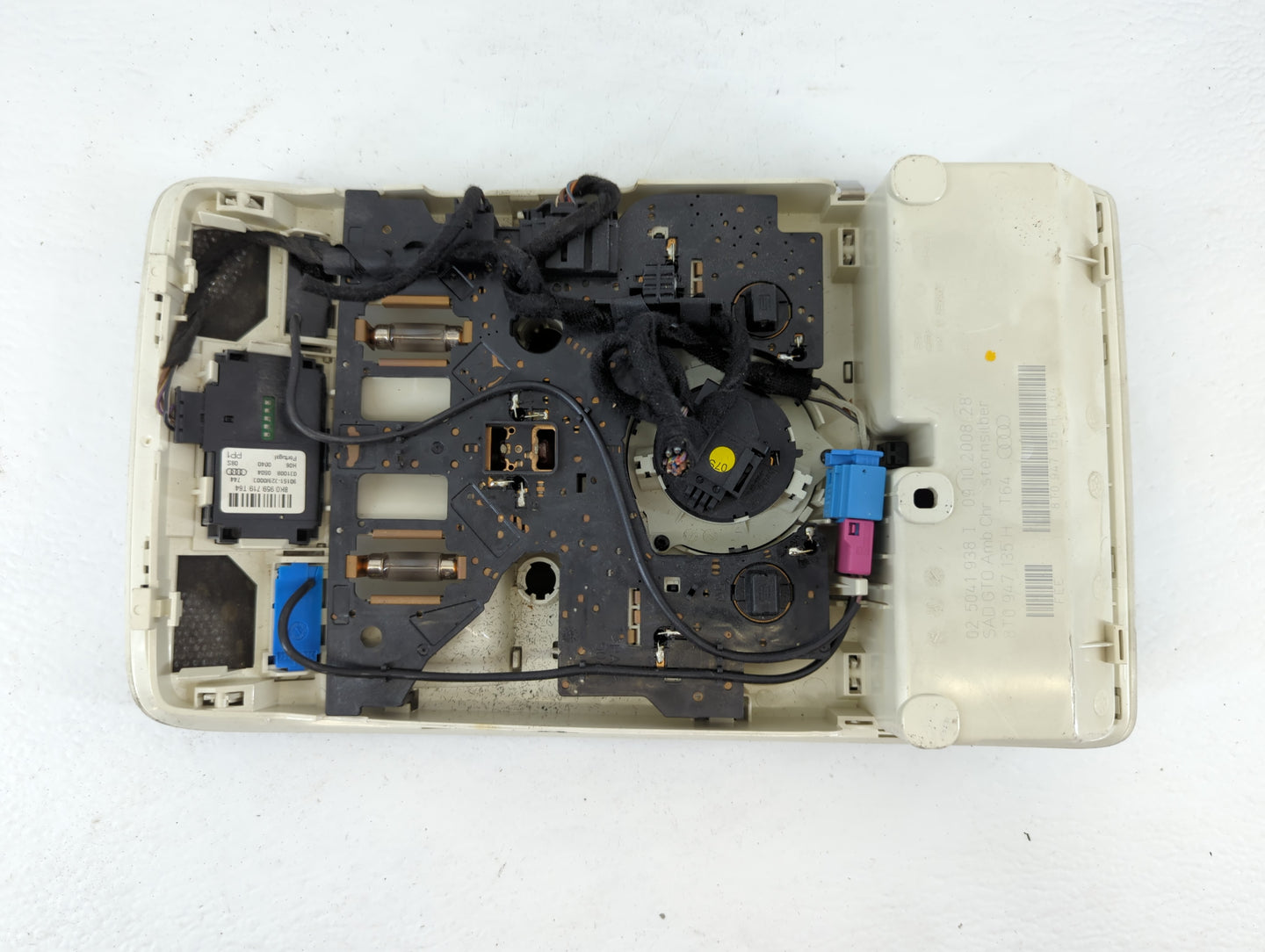 2009 Audi A4 Overhead Roof Console - Oemusedautoparts1.com