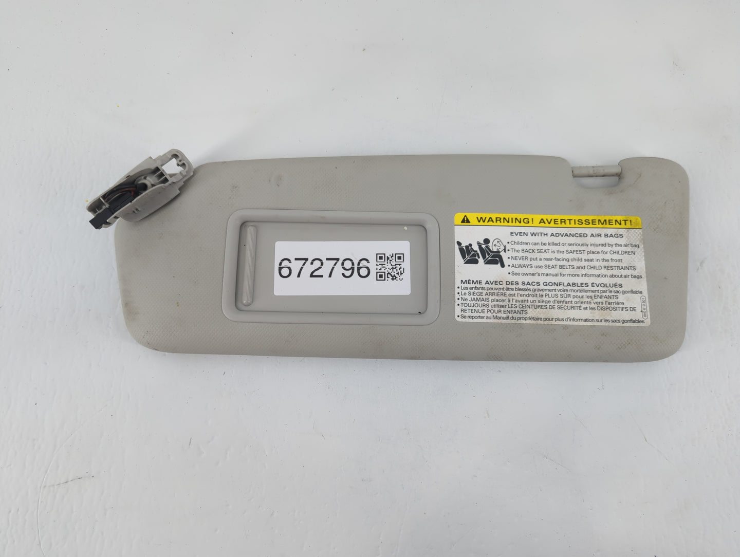 2009-2012 Audi A4 Sun Visor Shade Replacement Driver Left Mirror Fits Fits 2009 2010 2011 2012 OEM Used Auto Parts - Oemused