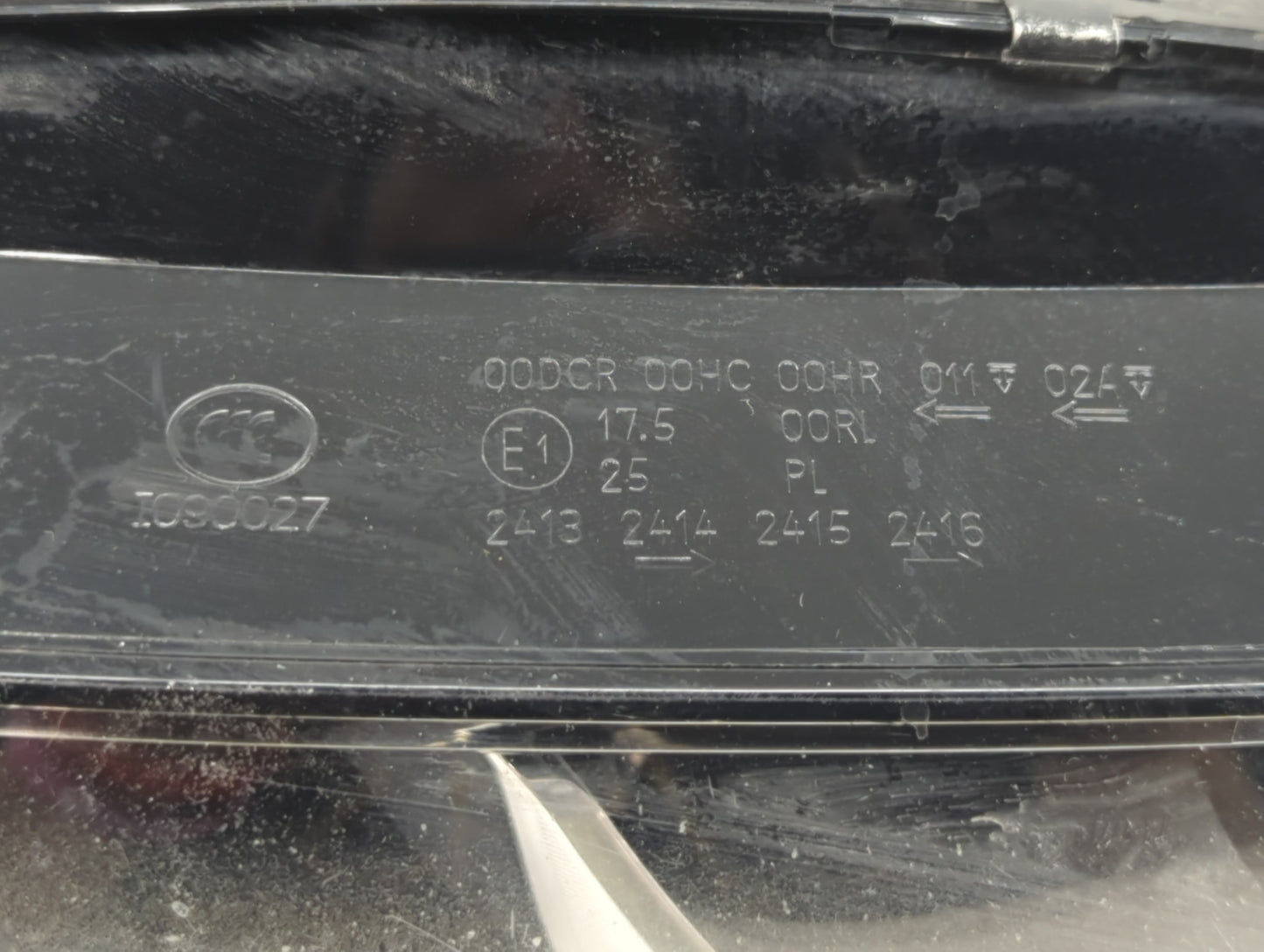 2009-2012 Audi A4 Driver Left Oem Head Light Headlight Lamp - Oemusedautoparts1.com