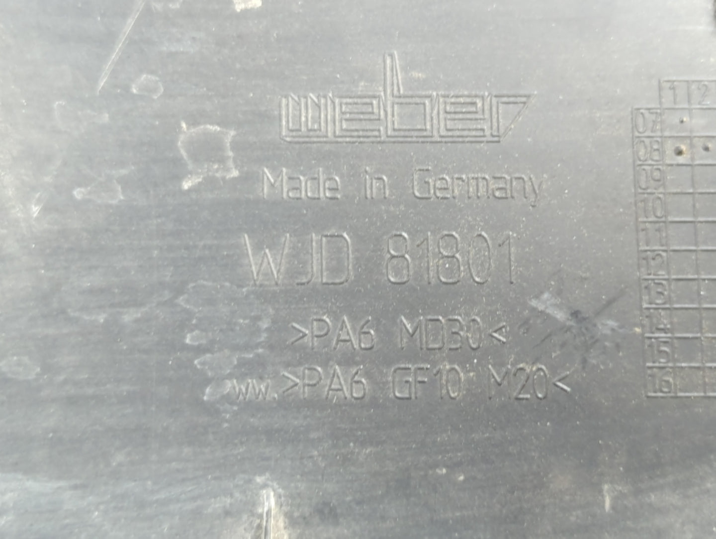 2009 Audi A4 Engine Cover - Oemusedautoparts1.com