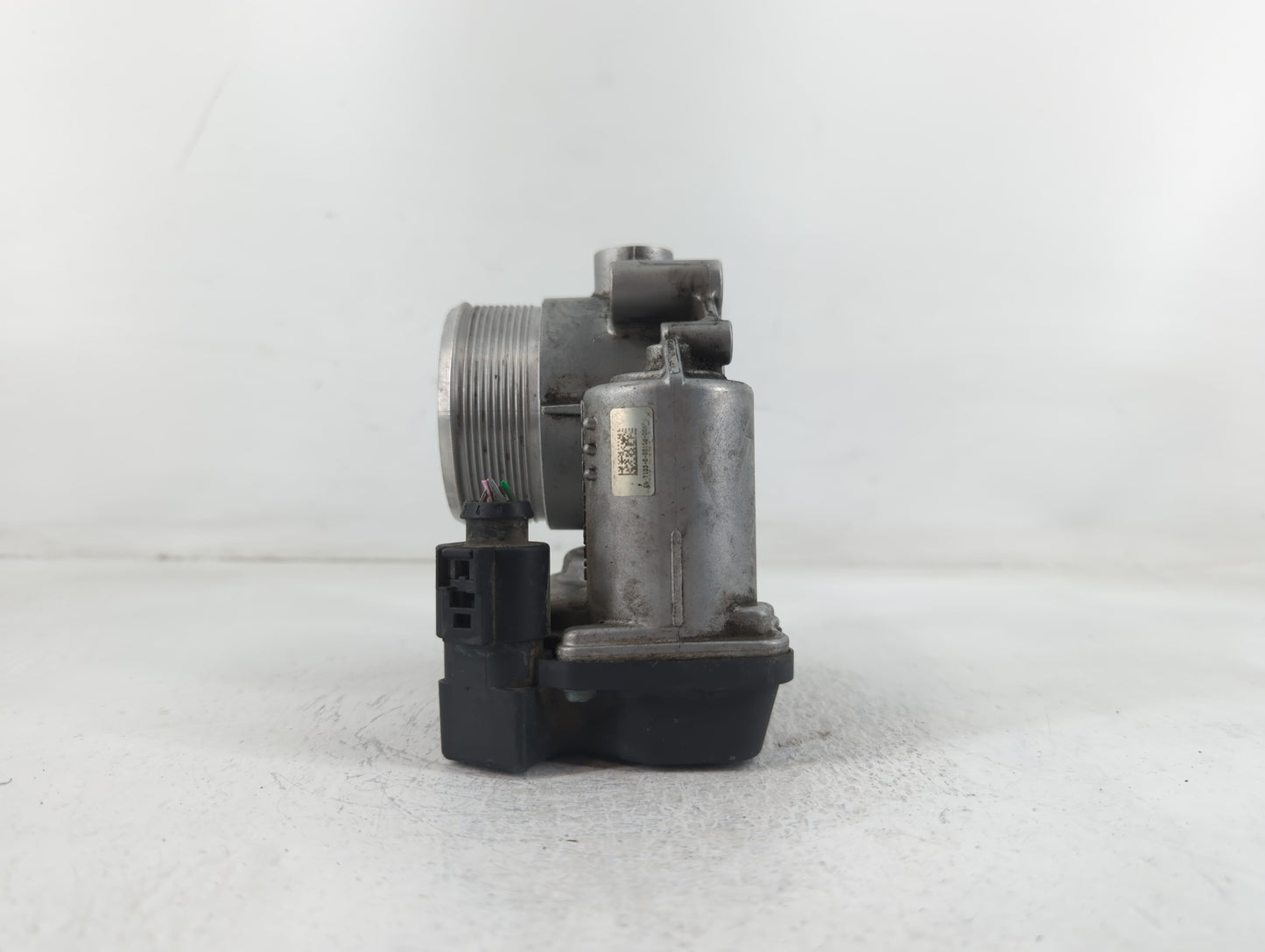 2005-2016 Audi A4 Throttle Body P/N:06F 133 062 J Fits OEM Used Auto Parts - Oemusedautoparts1.com