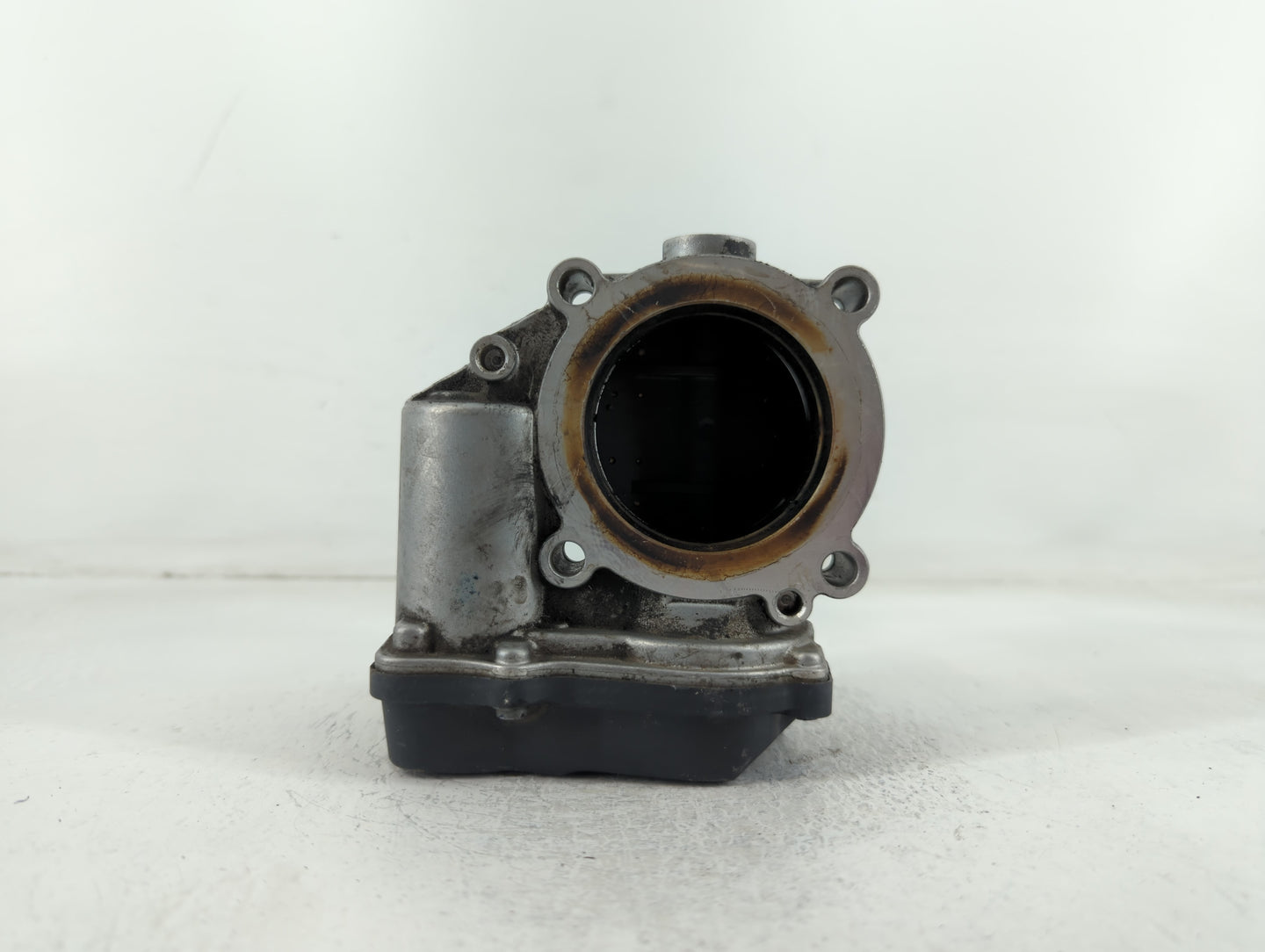 2005-2016 Audi A4 Throttle Body P/N:06F 133 062 J Fits OEM Used Auto Parts - Oemusedautoparts1.com
