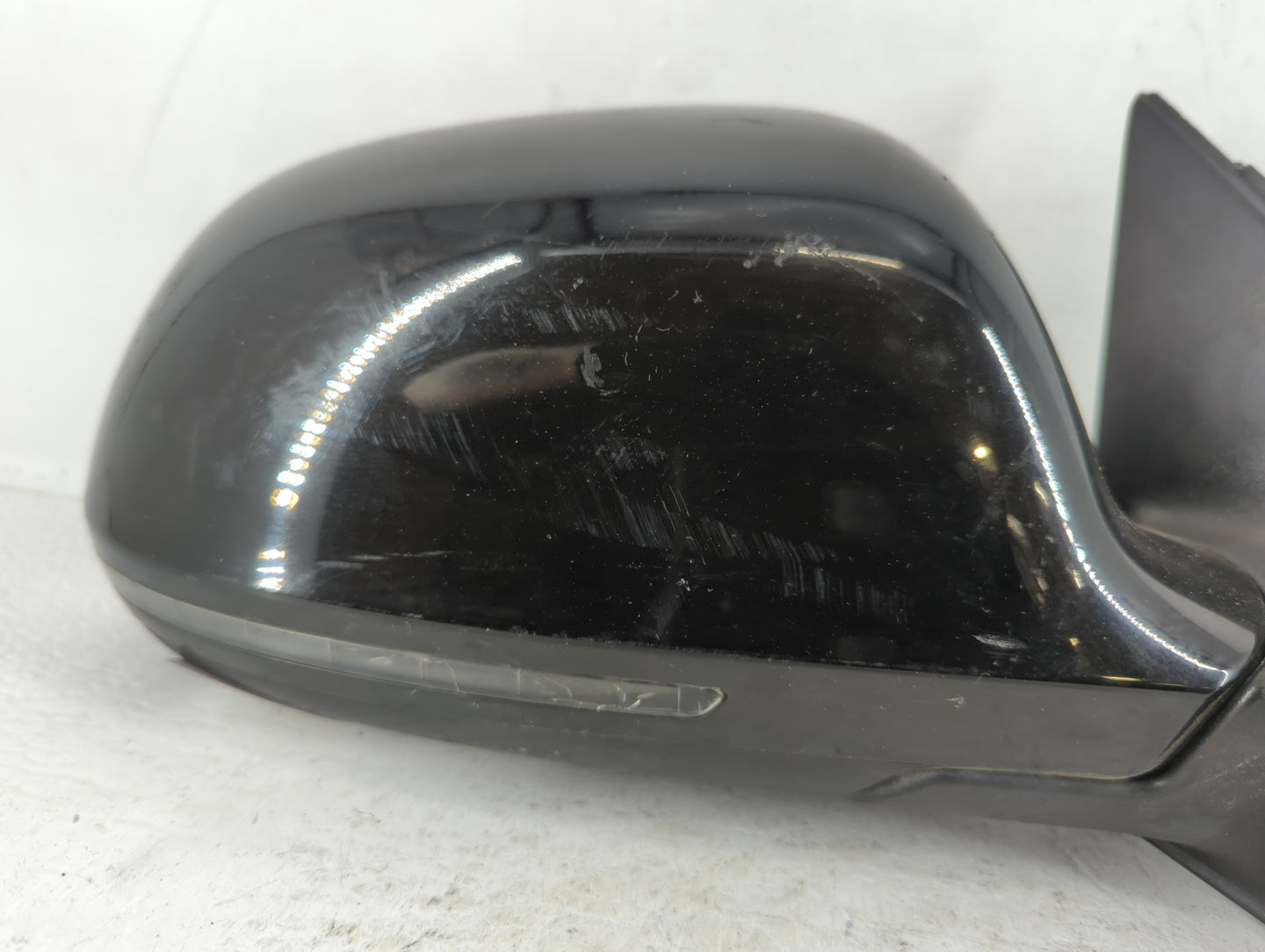 2009-2009 Audi A4 Passenger Right Side View Manual Door Mirror Black - Oemusedautoparts1.com