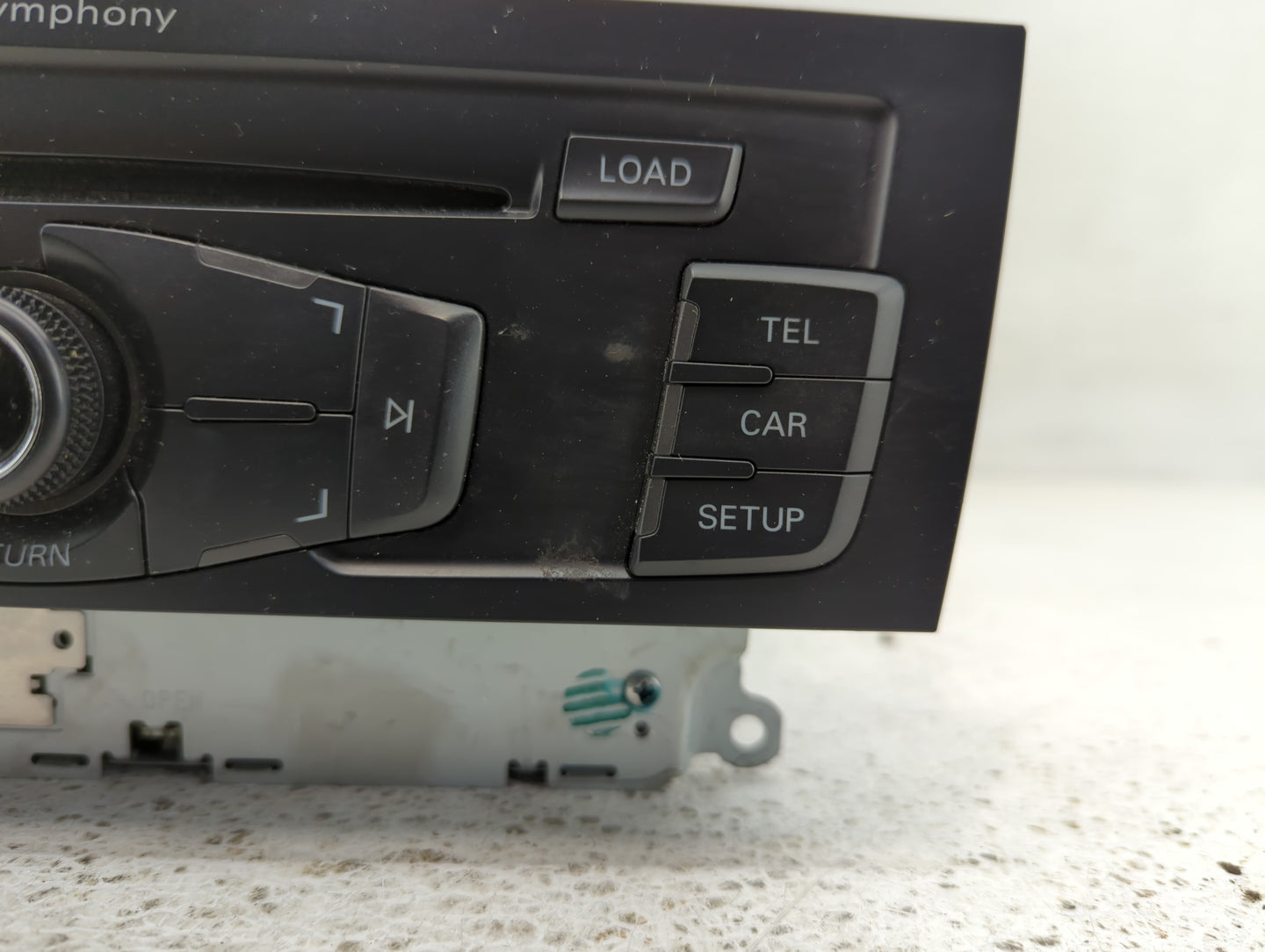 2009 Audi A4 Radio AM FM Cd Player Receiver Replacement P/N:8T1 035 195 L Fits OEM Used Auto Parts - Oemusedautoparts1.com