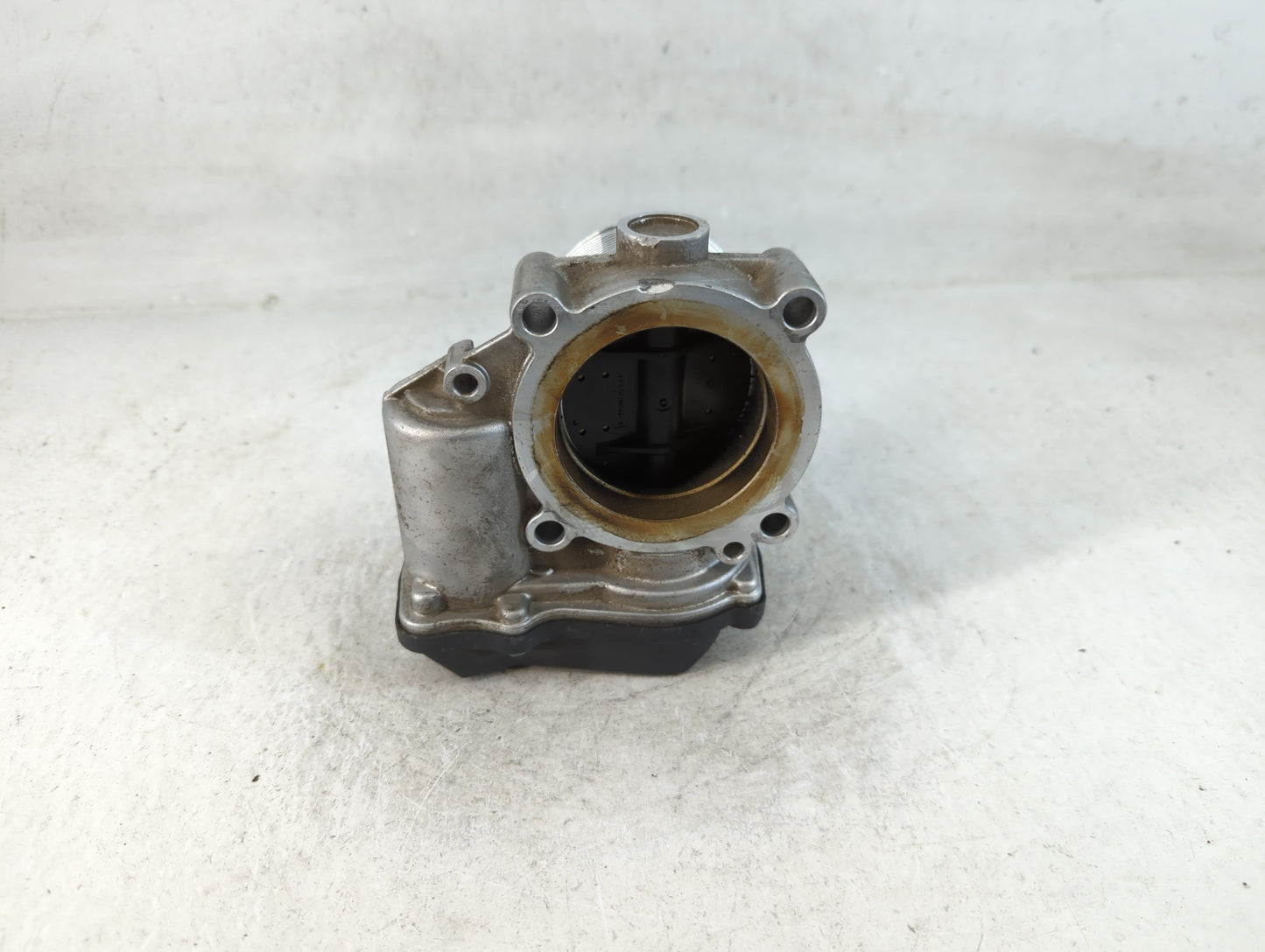 2005-2016 Audi A4 Throttle Body P/N:06F 133 062 T Fits OEM Used Auto Parts - Oemusedautoparts1.com