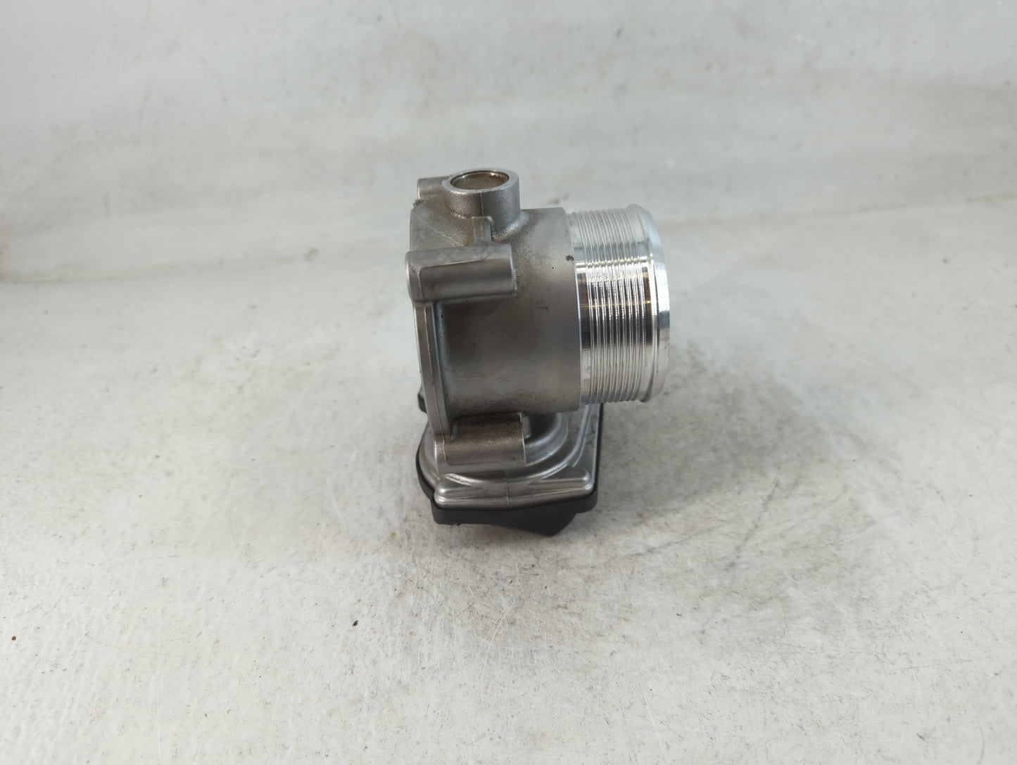 2005-2016 Audi A4 Throttle Body P/N:06F 133 062 T Fits OEM Used Auto Parts - Oemusedautoparts1.com