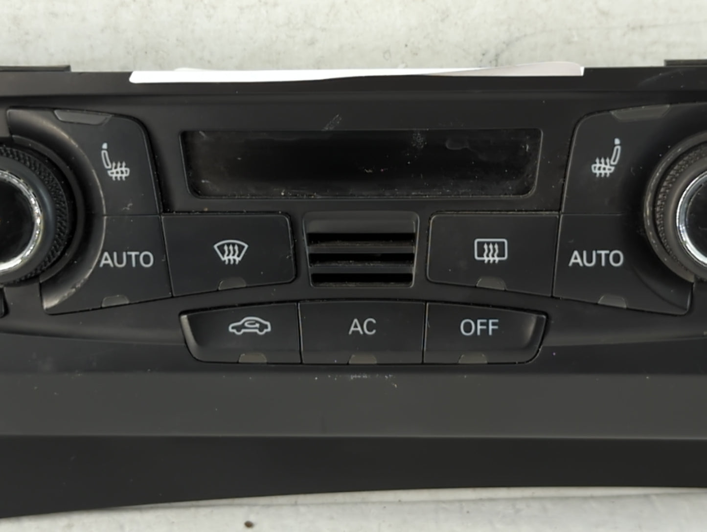 2009-2012 Audi A4 Climate Control Module Temperature AC/Heater Replacement P/N:8T1 820 043 AC Fits OEM Used Auto Parts - Oem