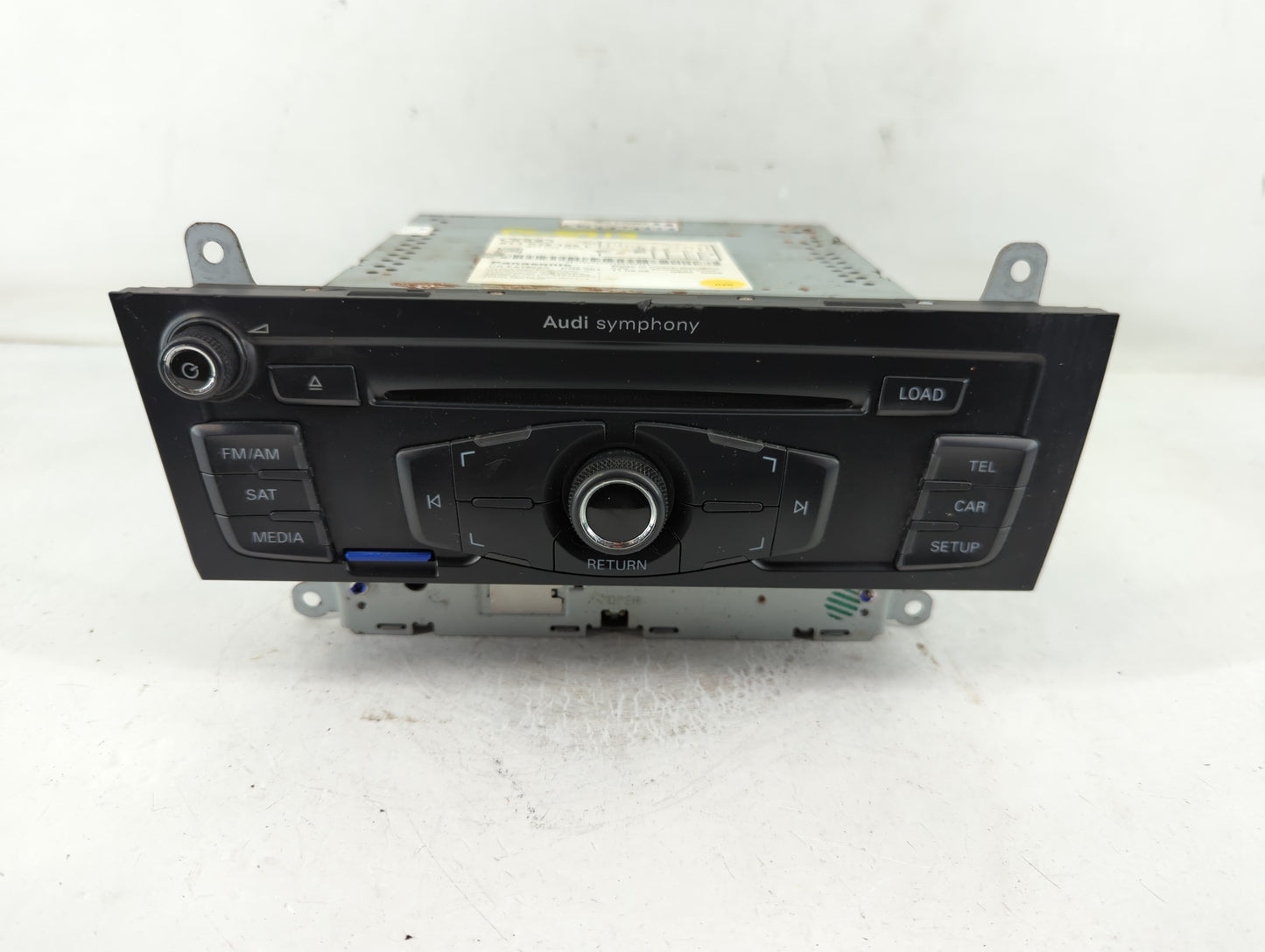 2009 Audi A4 Radio AM FM Cd Player Receiver Replacement P/N:8T1 035 195 L Fits OEM Used Auto Parts - Oemusedautoparts1.com