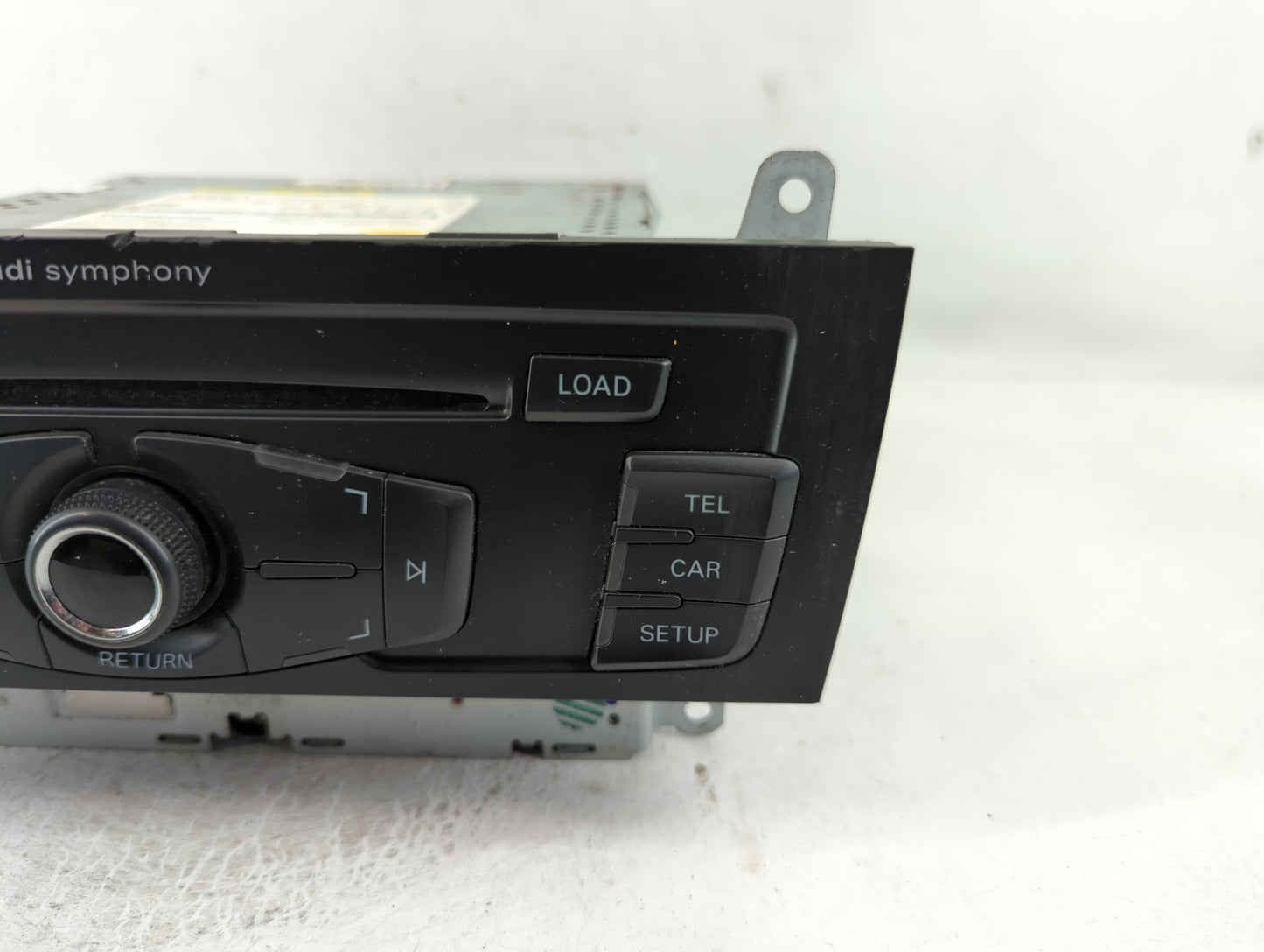 2009 Audi A4 Radio AM FM Cd Player Receiver Replacement P/N:8T1 035 195 L Fits OEM Used Auto Parts - Oemusedautoparts1.com