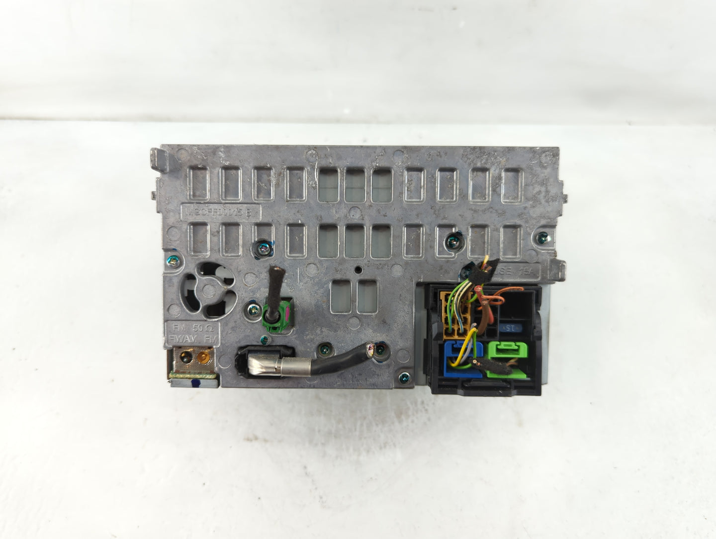 2009 Audi A4 Radio AM FM Cd Player Receiver Replacement P/N:8T1 035 195 L Fits OEM Used Auto Parts - Oemusedautoparts1.com