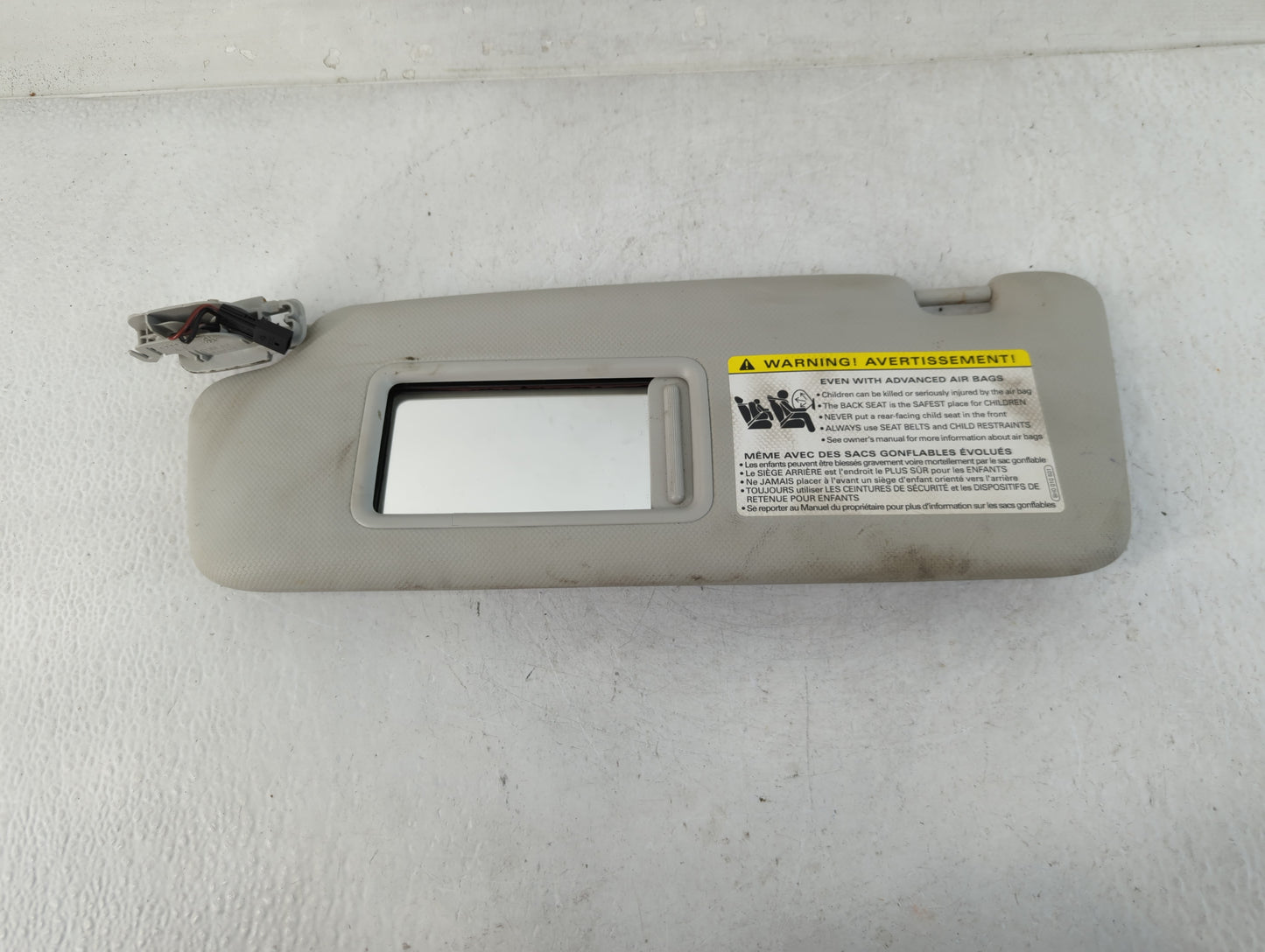 2009-2012 Audi A4 Sun Visor Shade Replacement Driver Left Mirror Fits Fits 2009 2010 2011 2012 OEM Used Auto Parts - Oemused
