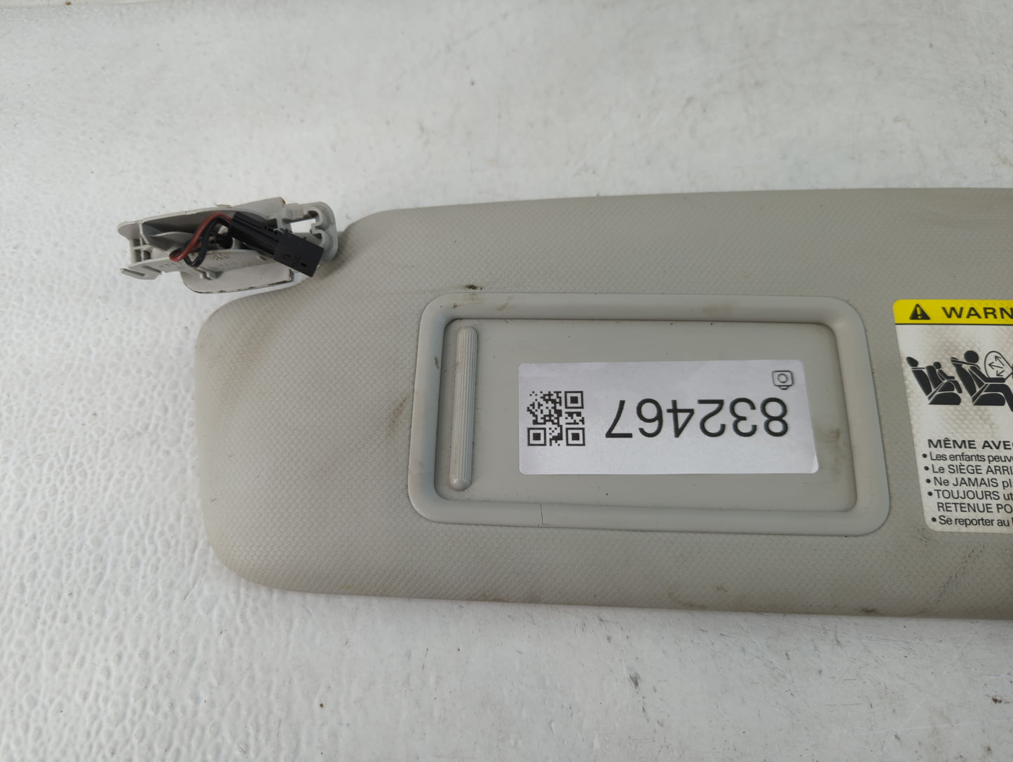 2009-2012 Audi A4 Sun Visor Shade Replacement Driver Left Mirror Fits Fits 2009 2010 2011 2012 OEM Used Auto Parts - Oemused