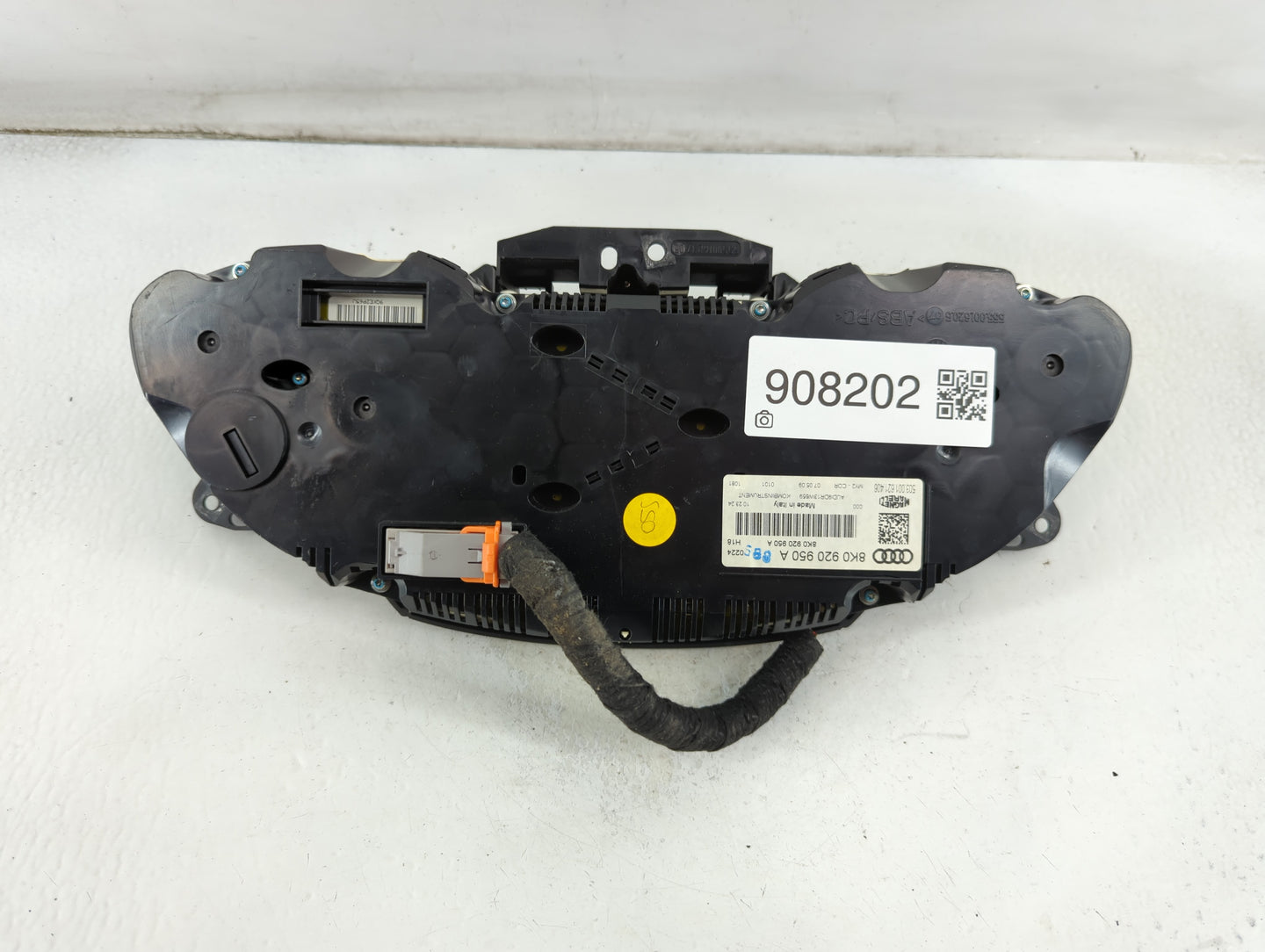 2009 Audi A4 Instrument Cluster Speedometer Gauges P/N:8K0 920 950 A Fits OEM Used Auto Parts - Oemusedautoparts1.com