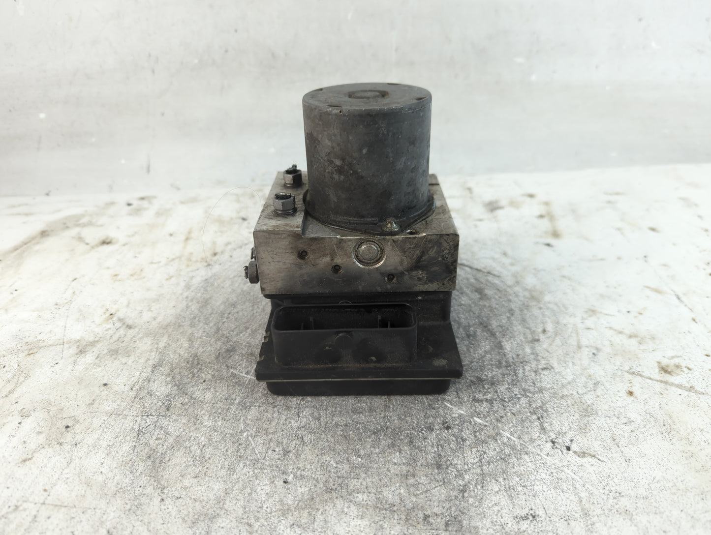 2007-2009 Audi A4 ABS Pump Control Module Replacement P/N:8K0 614 517 FL Fits Fits 2007 2008 2009 OEM Used Auto Parts - Oemu