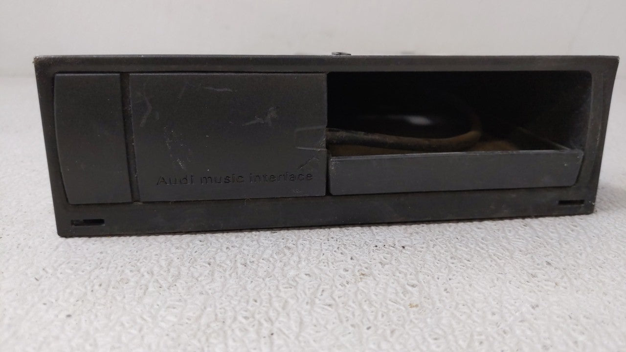 2009 Audi A4 Am Fm Cd Player Radio Receiver - Oemusedautoparts1.com