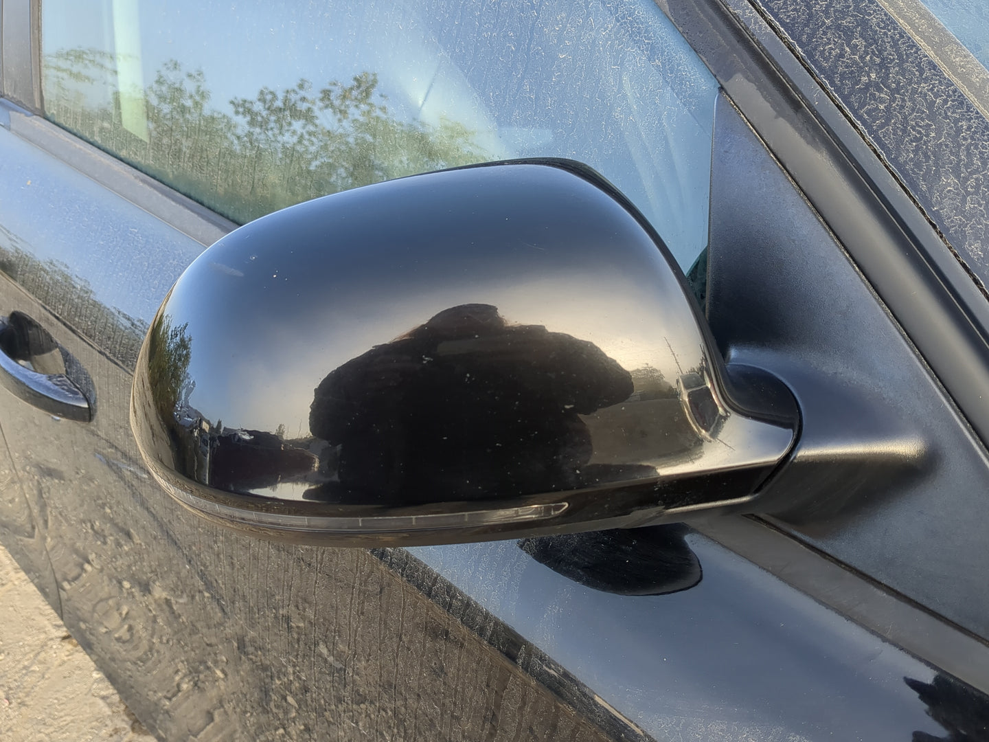 2009 Audi A4 Quattro Passenger Side View Mirror - Right Door Mirror OEM Used - Oemusedautoparts1.com