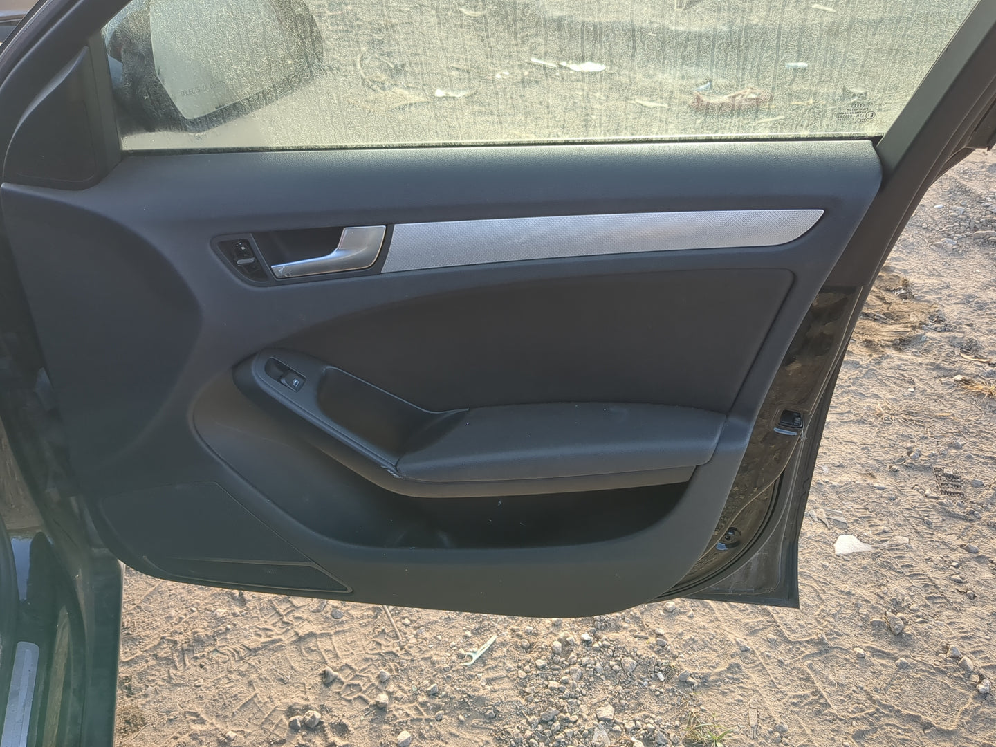 2009-2011 Audi A4 Quattro Passenger Front Door Oem - Oemusedautoparts1.com