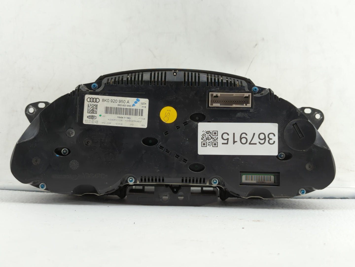 2009 Audi A4 Quattro Instrument Cluster Speedometer Gauges P/N:8K0 920 950 A 8K0920950A Fits OEM Used Auto Parts - Oemusedau