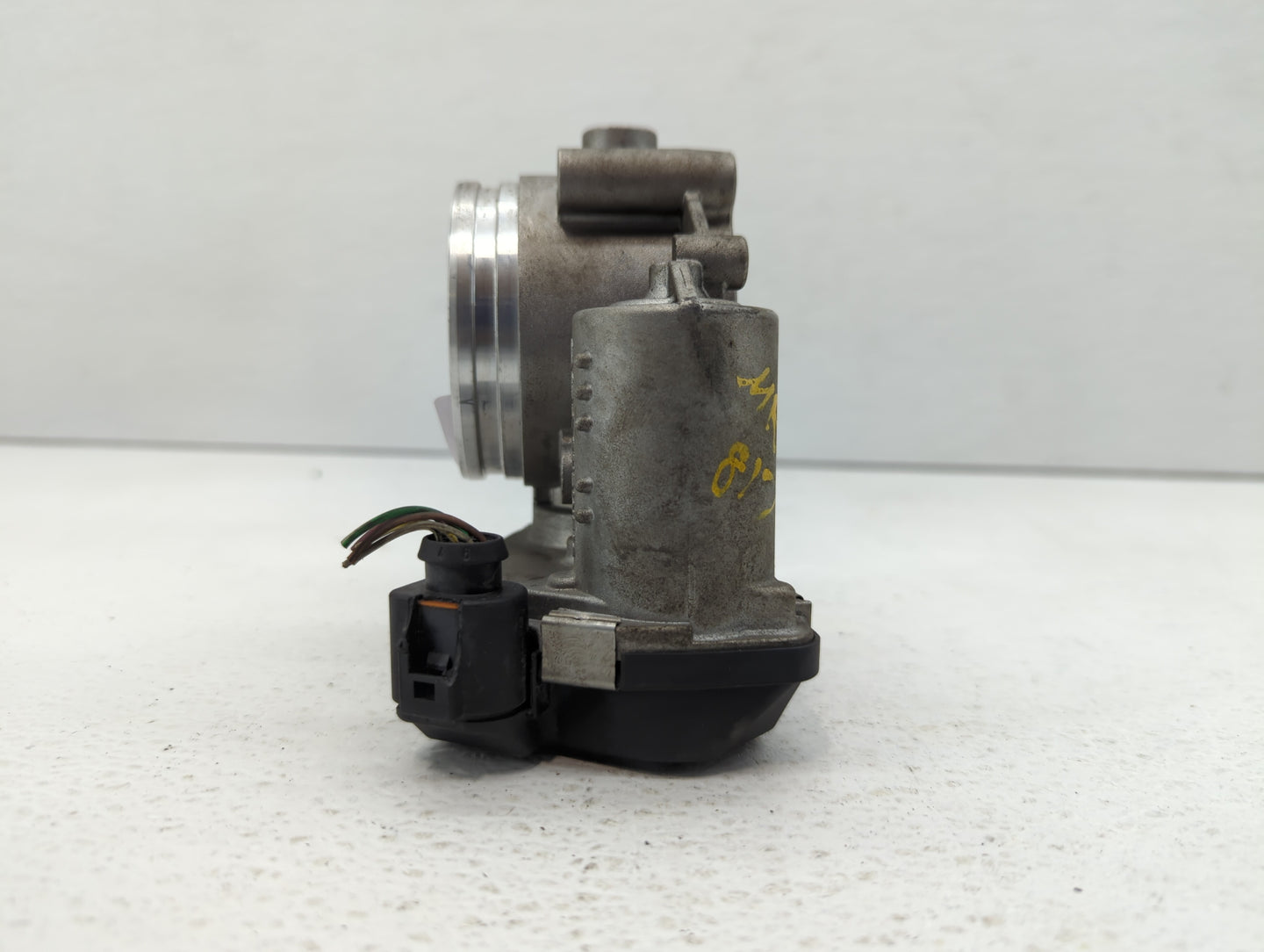 2008-2010 Audi A5 Throttle Body P/N:06E 133 062 C 06E 133 062 G Fits OEM Used Auto Parts - Oemusedautoparts1.com
