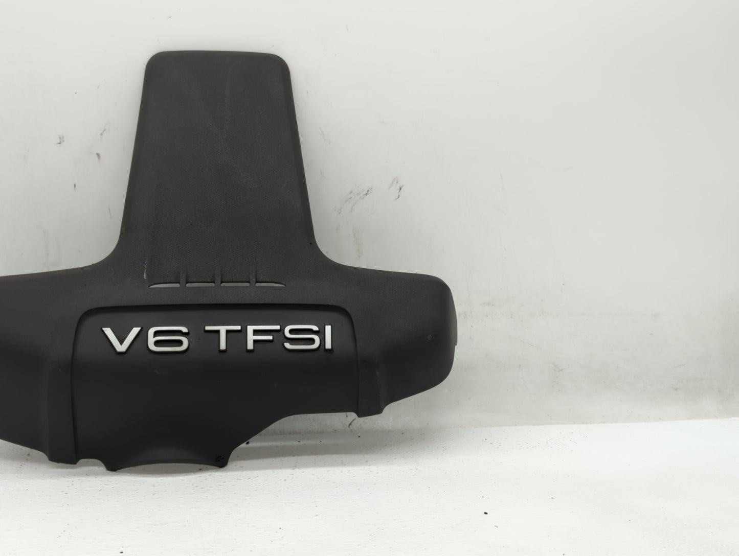 2009 Audi A6 Engine Cover - Oemusedautoparts1.com