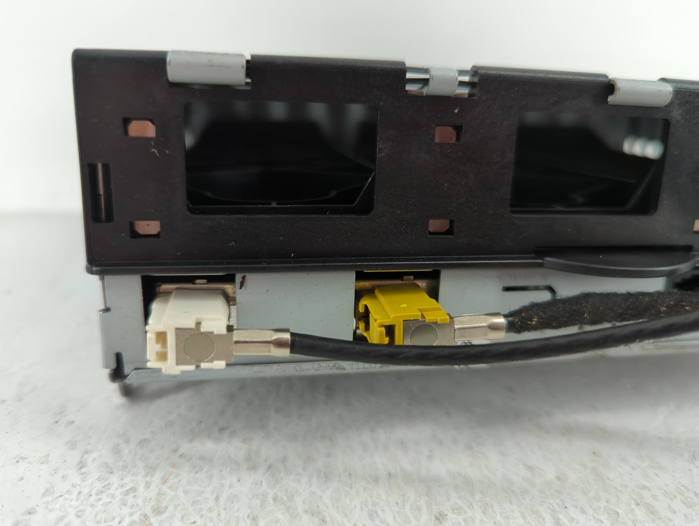 2005-2009 Audi A6 Radio AM FM Cd Player Receiver Replacement P/N:4F0 035 541 N Fits Fits 2005 2006 2007 2008 2009 OEM Used A