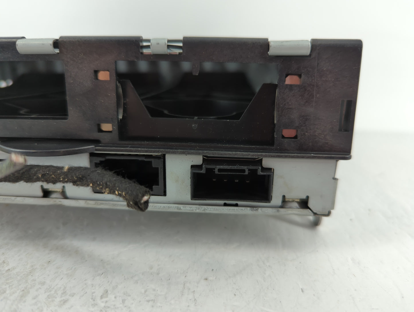 2005-2009 Audi A6 Radio AM FM Cd Player Receiver Replacement P/N:4F0 035 541 N Fits Fits 2005 2006 2007 2008 2009 OEM Used A