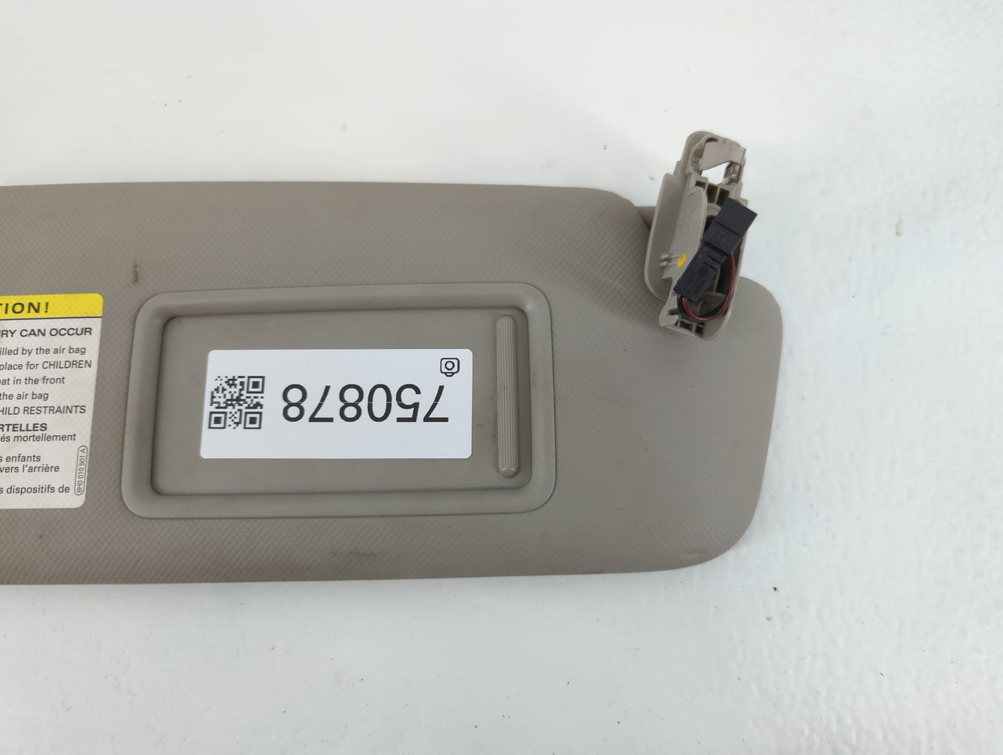 2009 Audi Q5 Sun Visor Shade Replacement Passenger Right Mirror Fits Fits 2010 2011 2012 OEM Used Auto Parts - Oemusedautopa