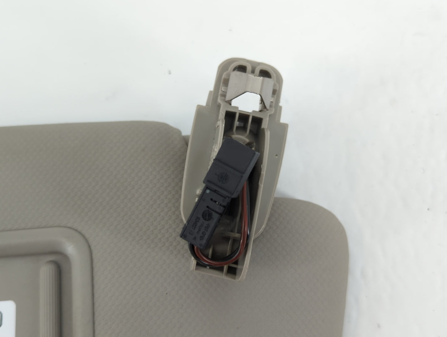 2009 Audi Q5 Sun Visor Shade Replacement Passenger Right Mirror Fits Fits 2010 2011 2012 OEM Used Auto Parts - Oemusedautopa