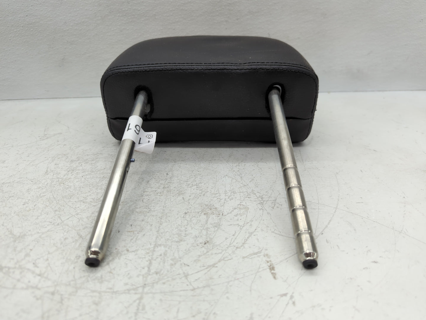 2007-2009 Audi Q7 Headrest Head Rest Front Driver Passenger Seat Fits Fits 2007 2008 2009 OEM Used Auto Parts - Oemusedautop