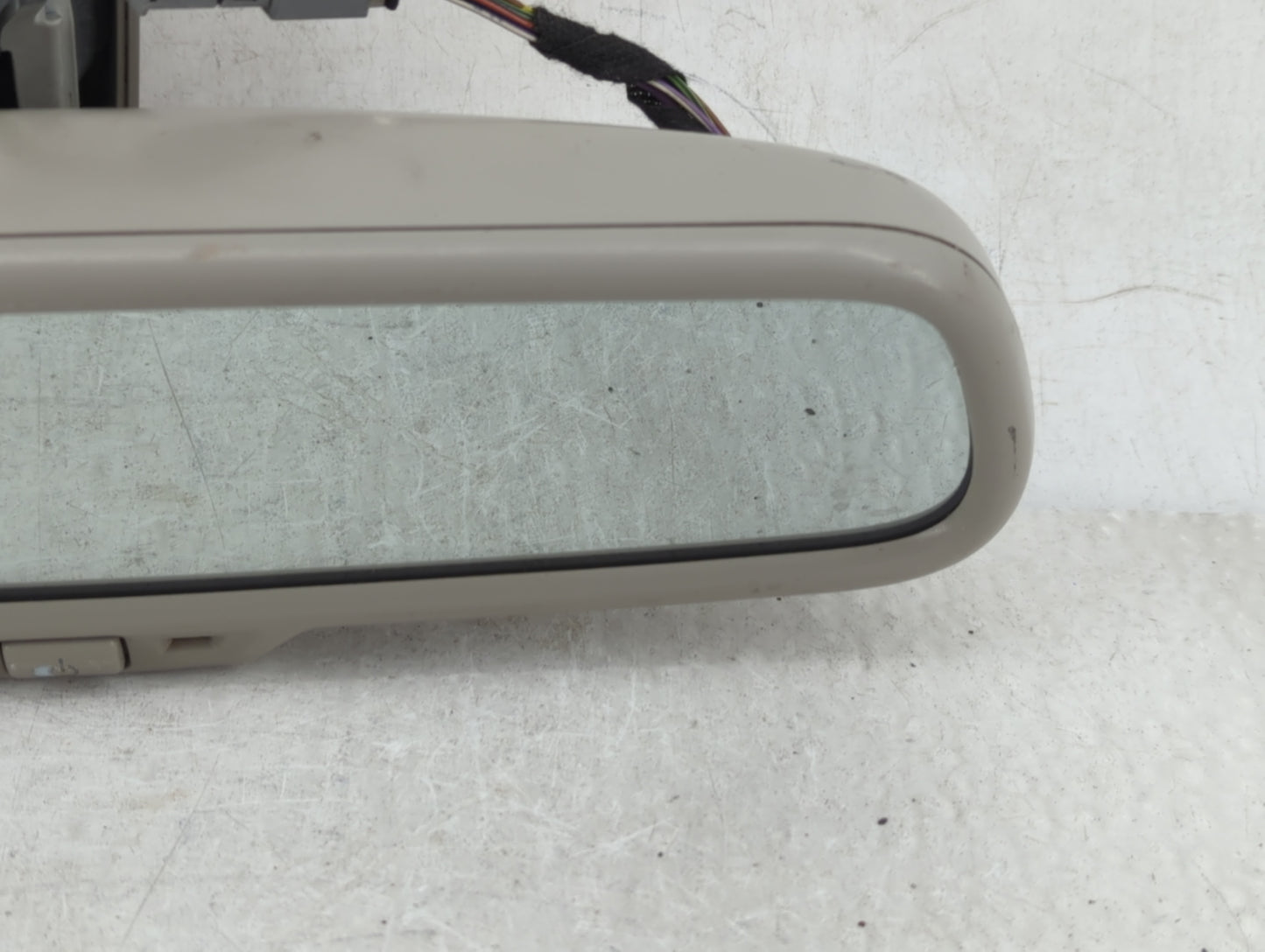 2007-2015 Audi Q7 Interior Rear View Mirror Replacement OEM P/N:4L0 857 511A J50 Fits OEM Used Auto Parts - Oemusedautoparts