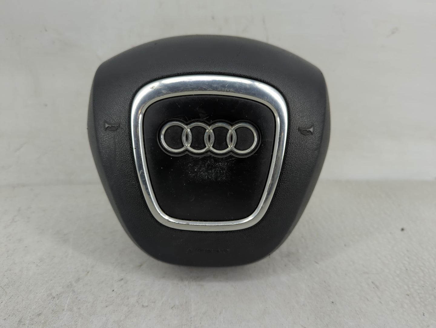2007-2010 Audi Q7 Air Bag Driver Left Steering Wheel Mounted P/N:4L0 880 201 Q 6PS Fits Fits 2007 2008 2009 2010 OEM Used Au