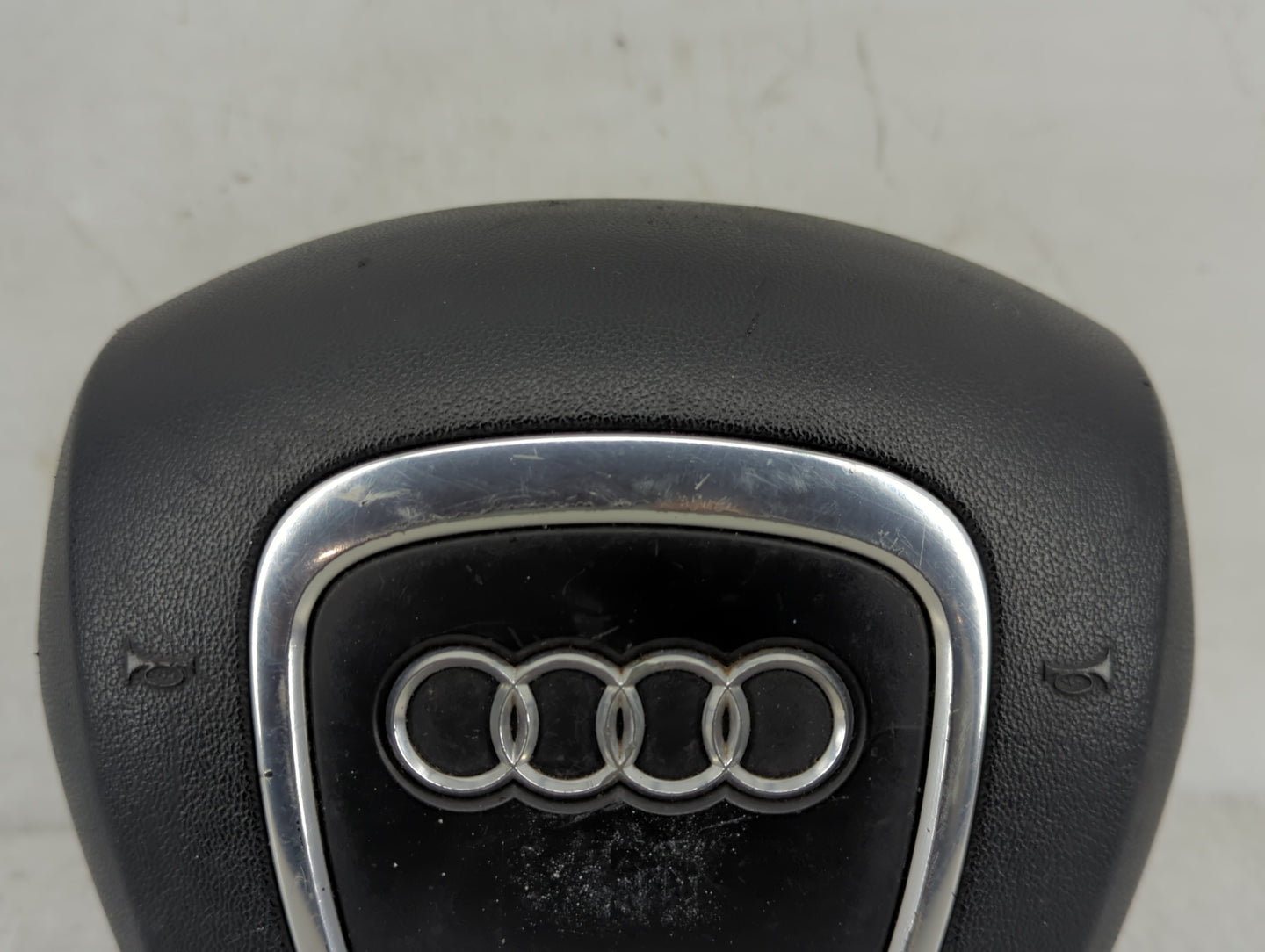 2007-2010 Audi Q7 Air Bag Driver Left Steering Wheel Mounted P/N:4L0 880 201 Q 6PS Fits Fits 2007 2008 2009 2010 OEM Used Au