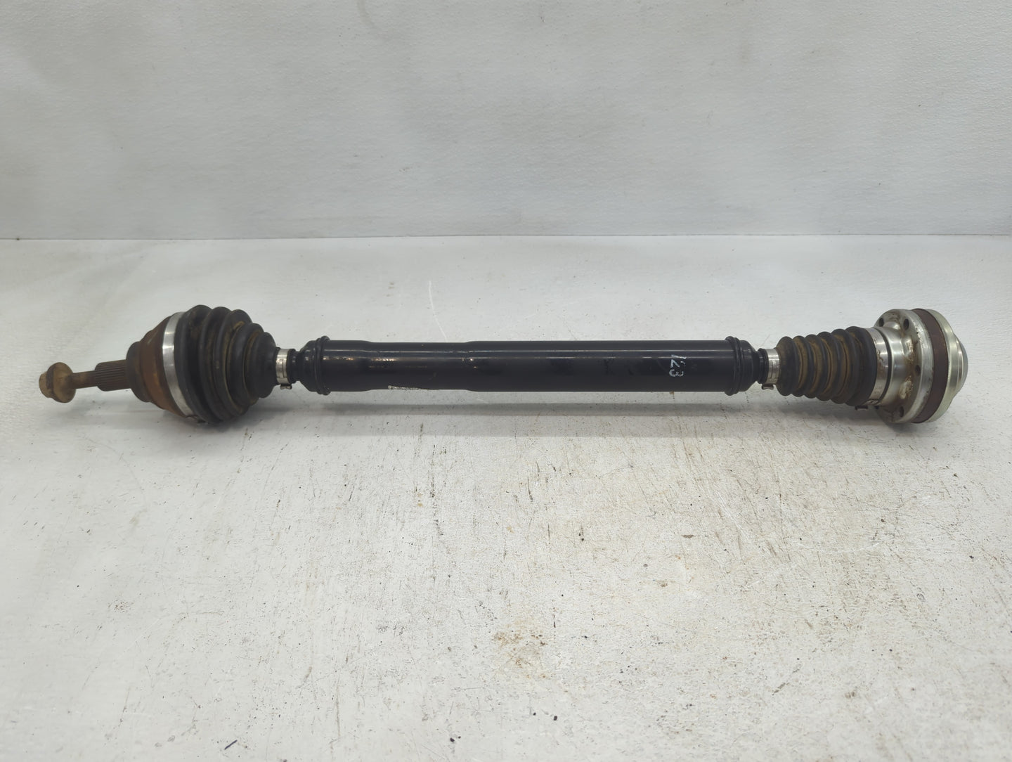 2007-2010 Audi Q7 Axle Shaft Front Driver Cv C/v - Oemusedautoparts1.com