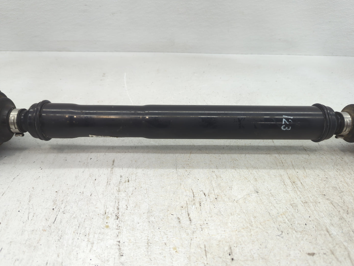 2007-2010 Audi Q7 Axle Shaft Front Driver Cv C/v - Oemusedautoparts1.com