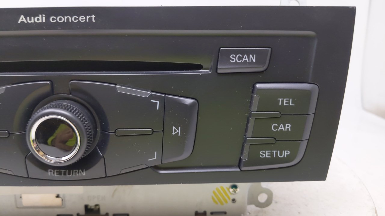 Audi S4 Radio Control Panel - Oemusedautoparts1.com