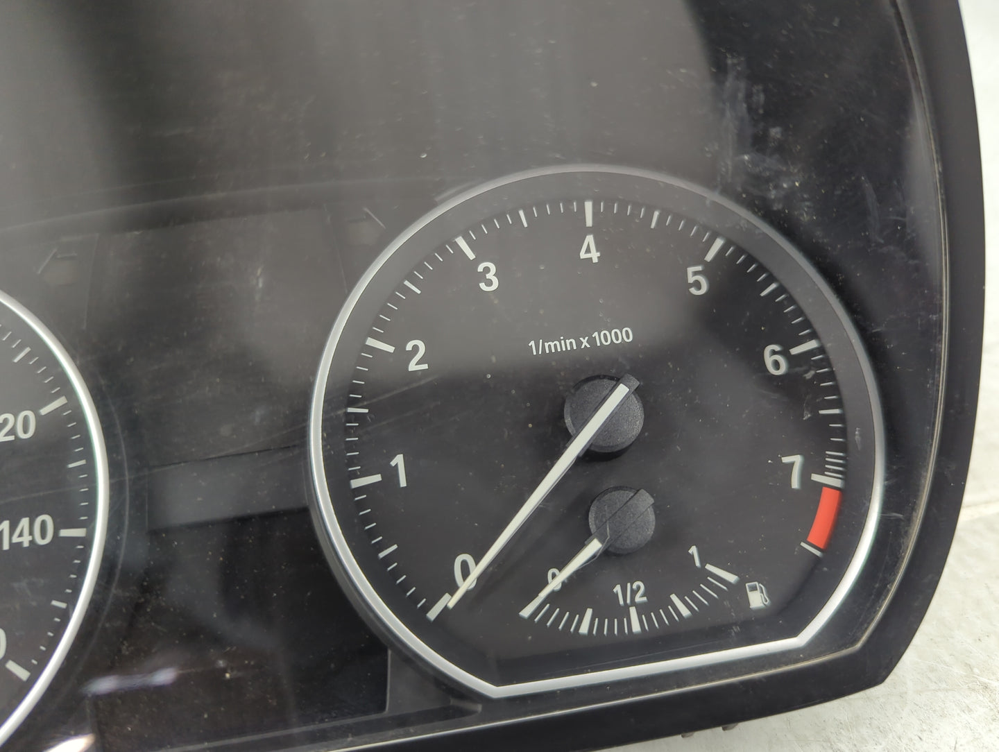 2008-2013 Bmw 128 Instrument Cluster Speedometer Gauges P/N:1041568 1042775-03 Fits Fits 2008 2009 2010 2011 2012 2013 OEM U