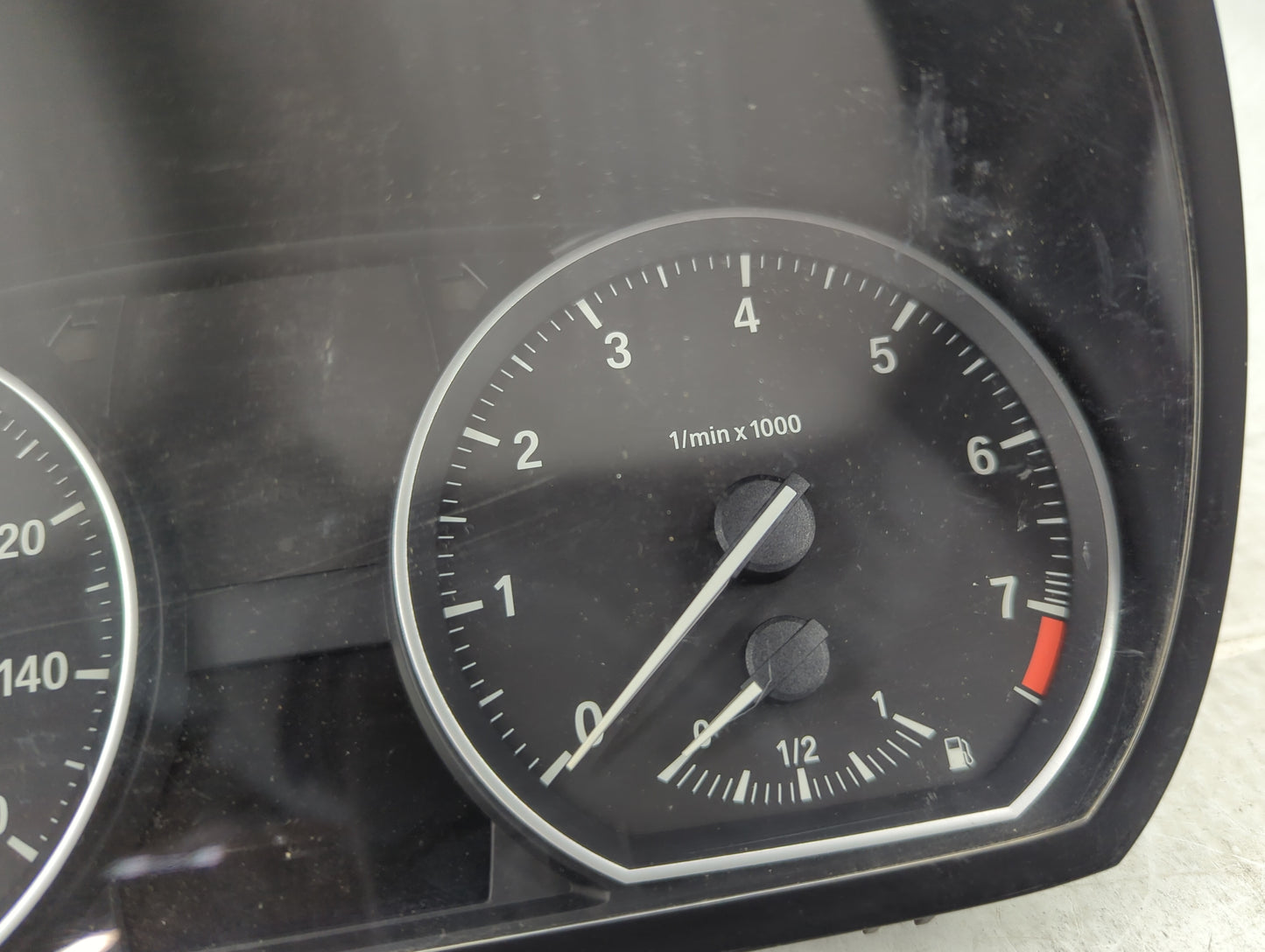 2008-2013 Bmw 128 Instrument Cluster Speedometer Gauges P/N:1041568 1042775-03 Fits Fits 2008 2009 2010 2011 2012 2013 OEM U