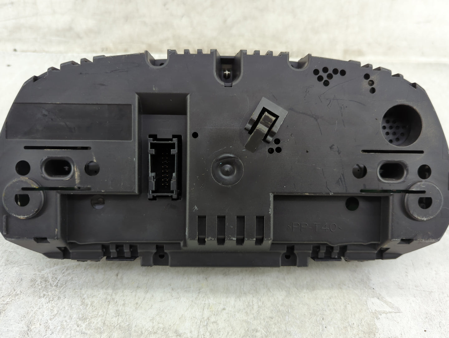 2008-2013 Bmw 128 Instrument Cluster Speedometer Gauges P/N:1041568 1042775-03 Fits Fits 2008 2009 2010 2011 2012 2013 OEM U