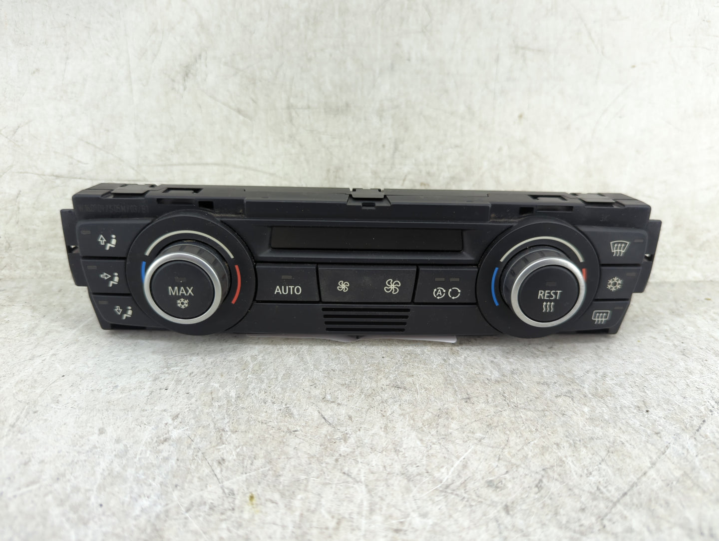 2008-2009 Bmw 128i Climate Control Module Temperature AC/Heater Replacement P/N:9199260-04 Fits Fits 2007 2008 2009 OEM Used