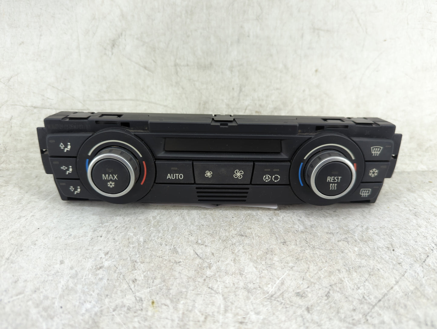 2008-2009 Bmw 128i Climate Control Module Temperature AC/Heater Replacement P/N:9199260-04 Fits Fits 2007 2008 2009 OEM Used