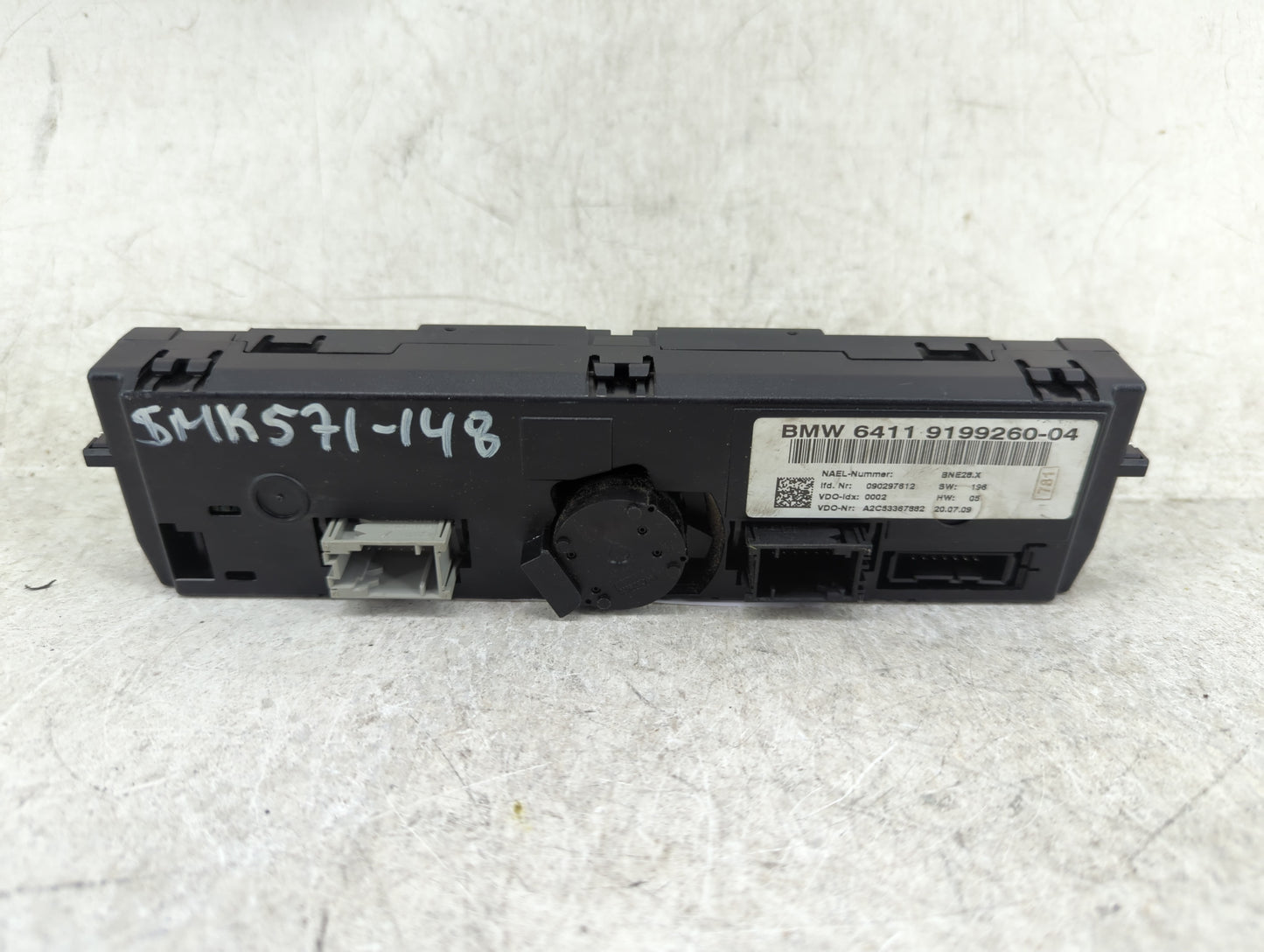 2008-2009 Bmw 128i Climate Control Module Temperature AC/Heater Replacement P/N:9199260-04 Fits Fits 2007 2008 2009 OEM Used