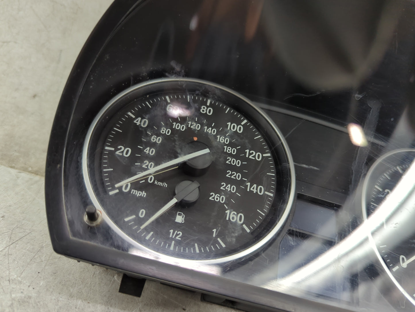 2007-2011 Bmw 328 Instrument Cluster Speedometer Gauges P/N:9187084-01 14369510 Miles:119K Fits Fits 2007 2008 2009 2010 201
