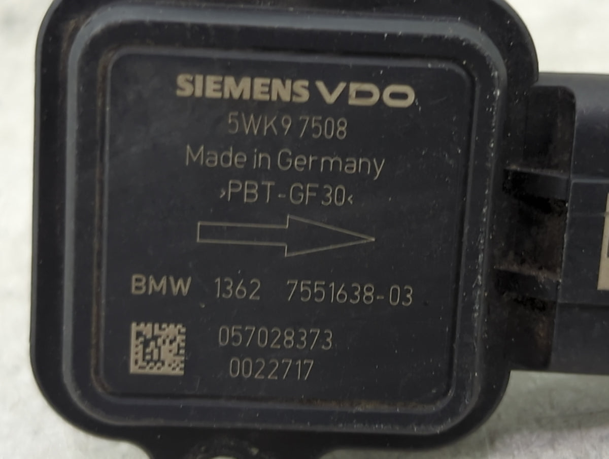 Bmw 328 Mass Air Flow Meter Maf Sensor 1454070 - Oemusedautoparts1.com