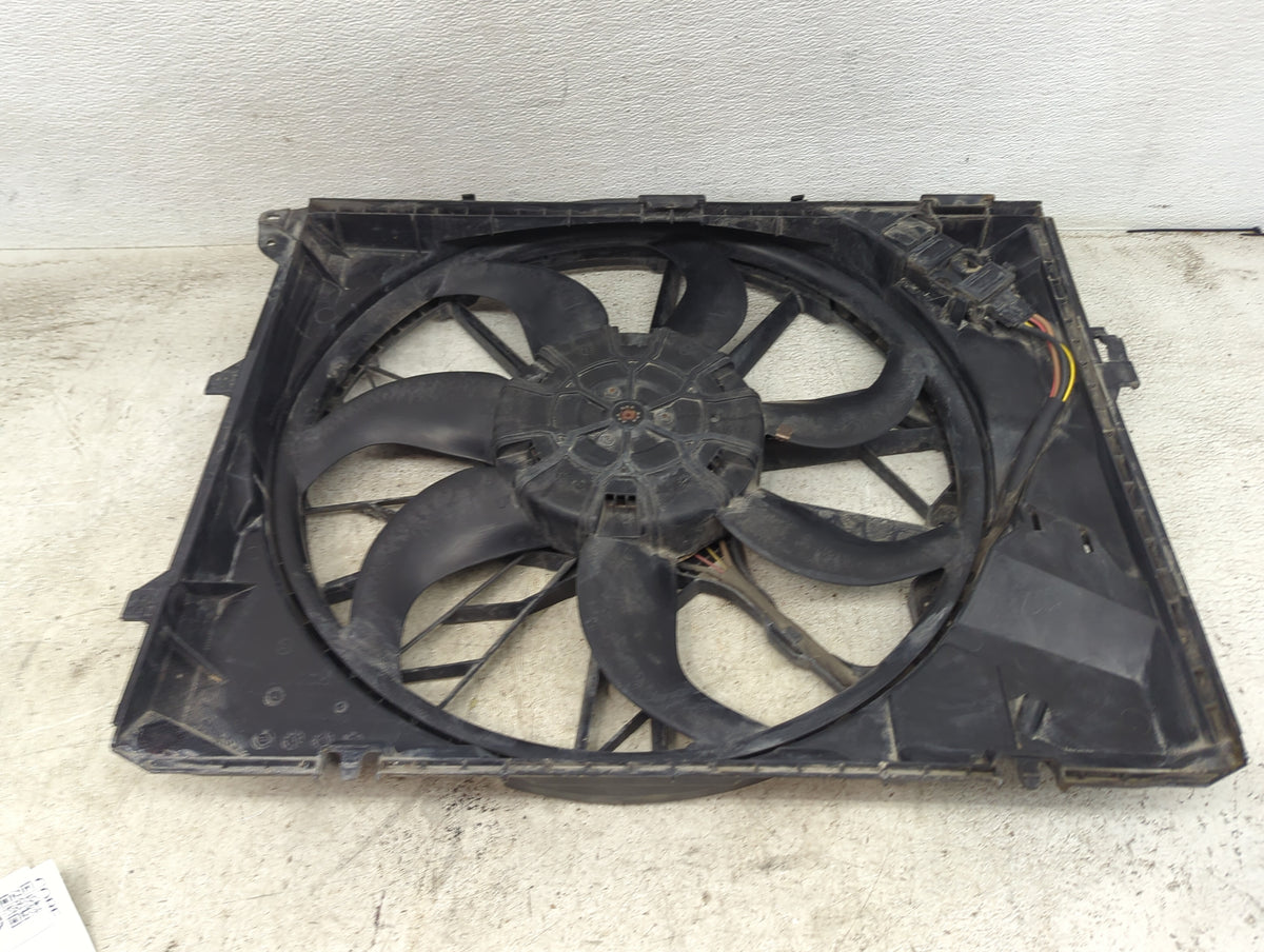 2007-2013 Bmw 328 Electric Radiator Cooling Fan Motor Assembly P/N:17427562080-03 0130308326 Fits OEM Used Auto Parts - Oemu