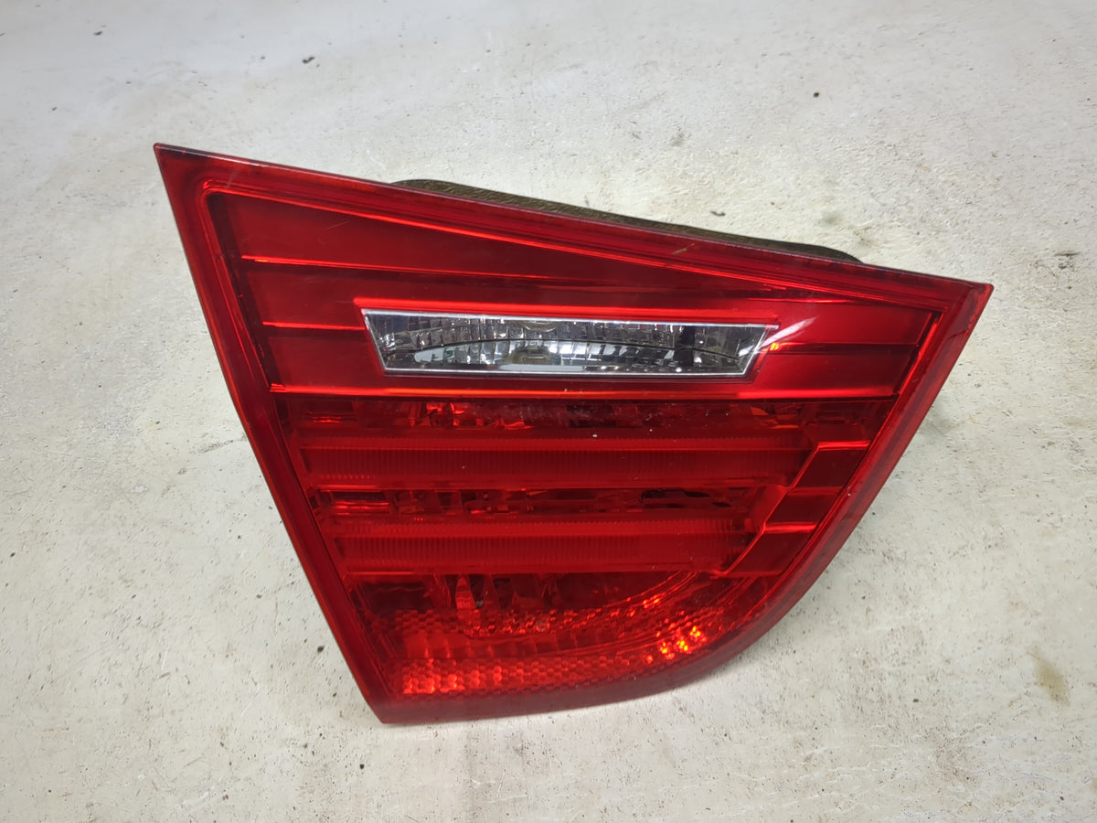 Bmw 328 Driver Left Side Deck Lid Mounted Tail Light 1513593 - Oemusedautoparts1.com