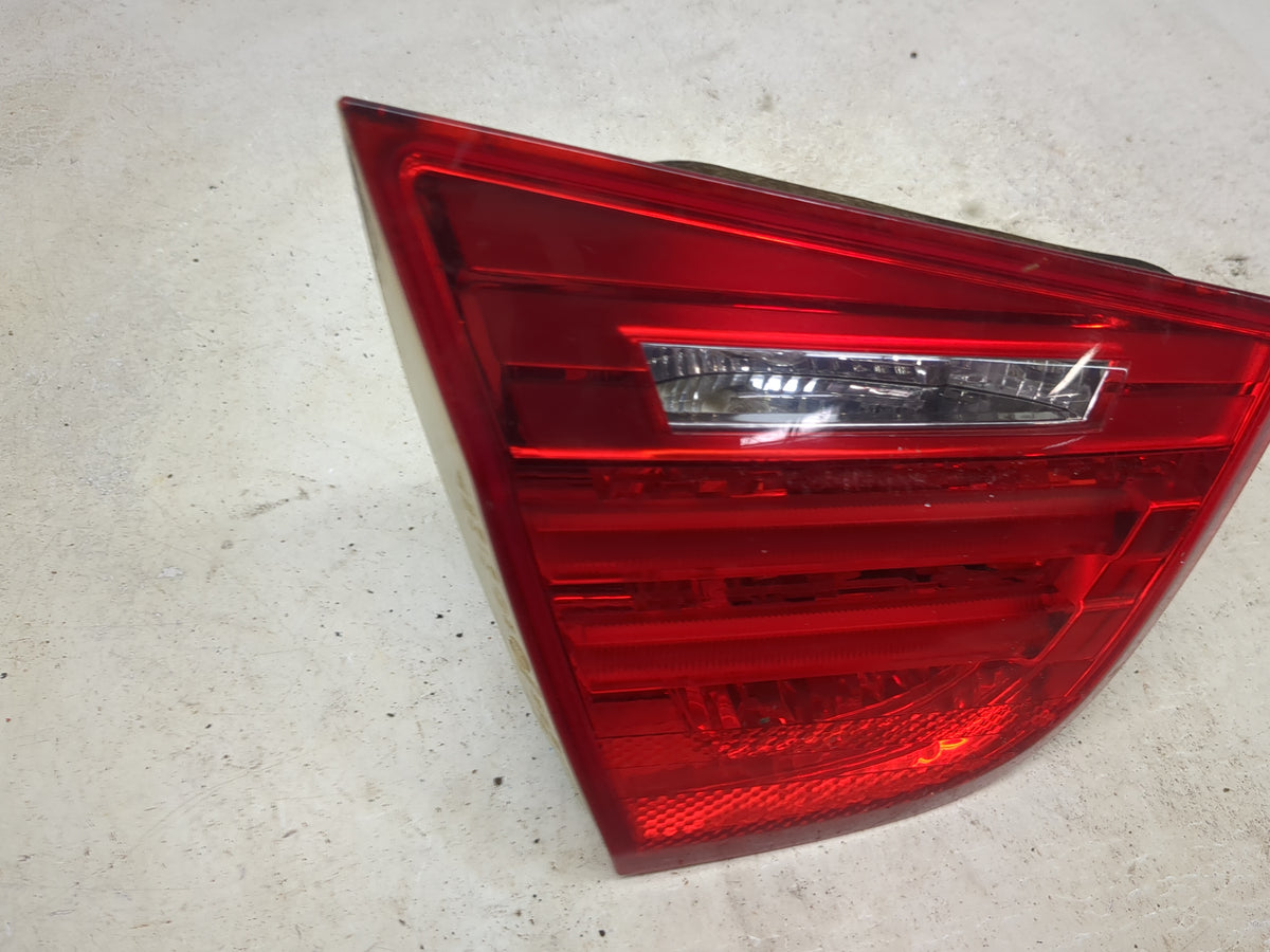 Bmw 328 Driver Left Side Deck Lid Mounted Tail Light 1513593 - Oemusedautoparts1.com