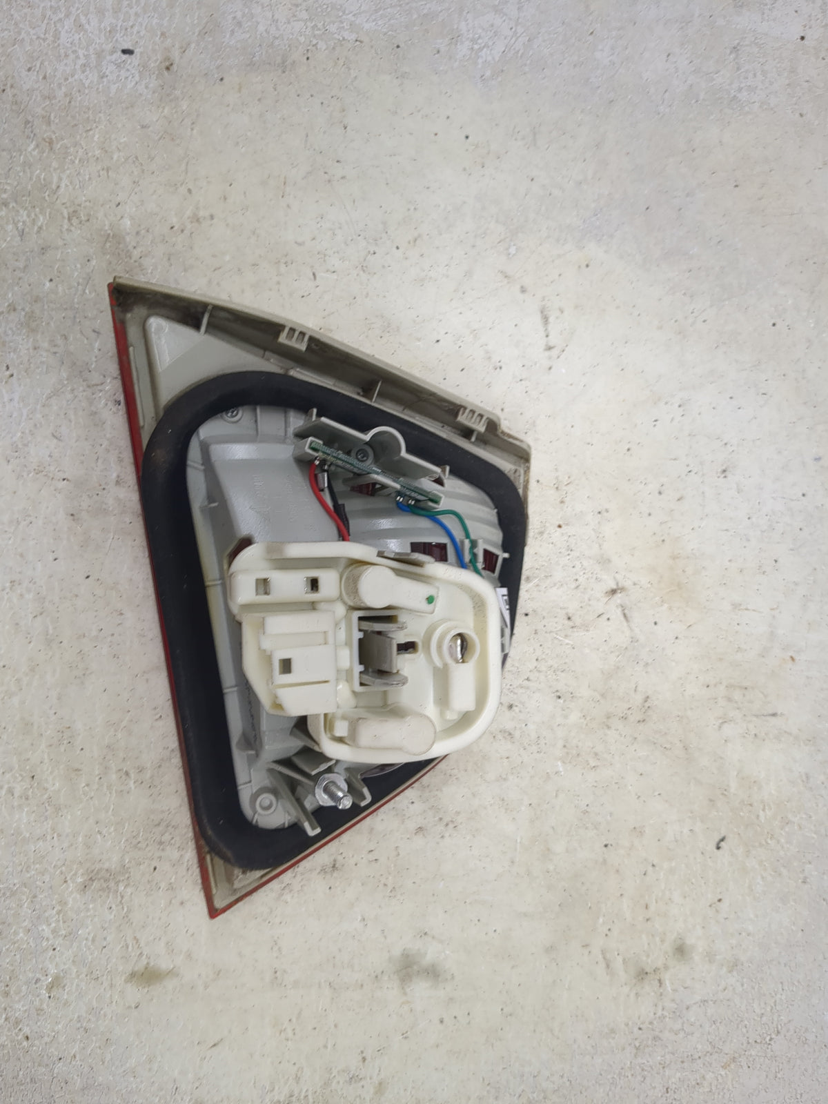 Bmw 328 Driver Left Side Deck Lid Mounted Tail Light 1513593 - Oemusedautoparts1.com